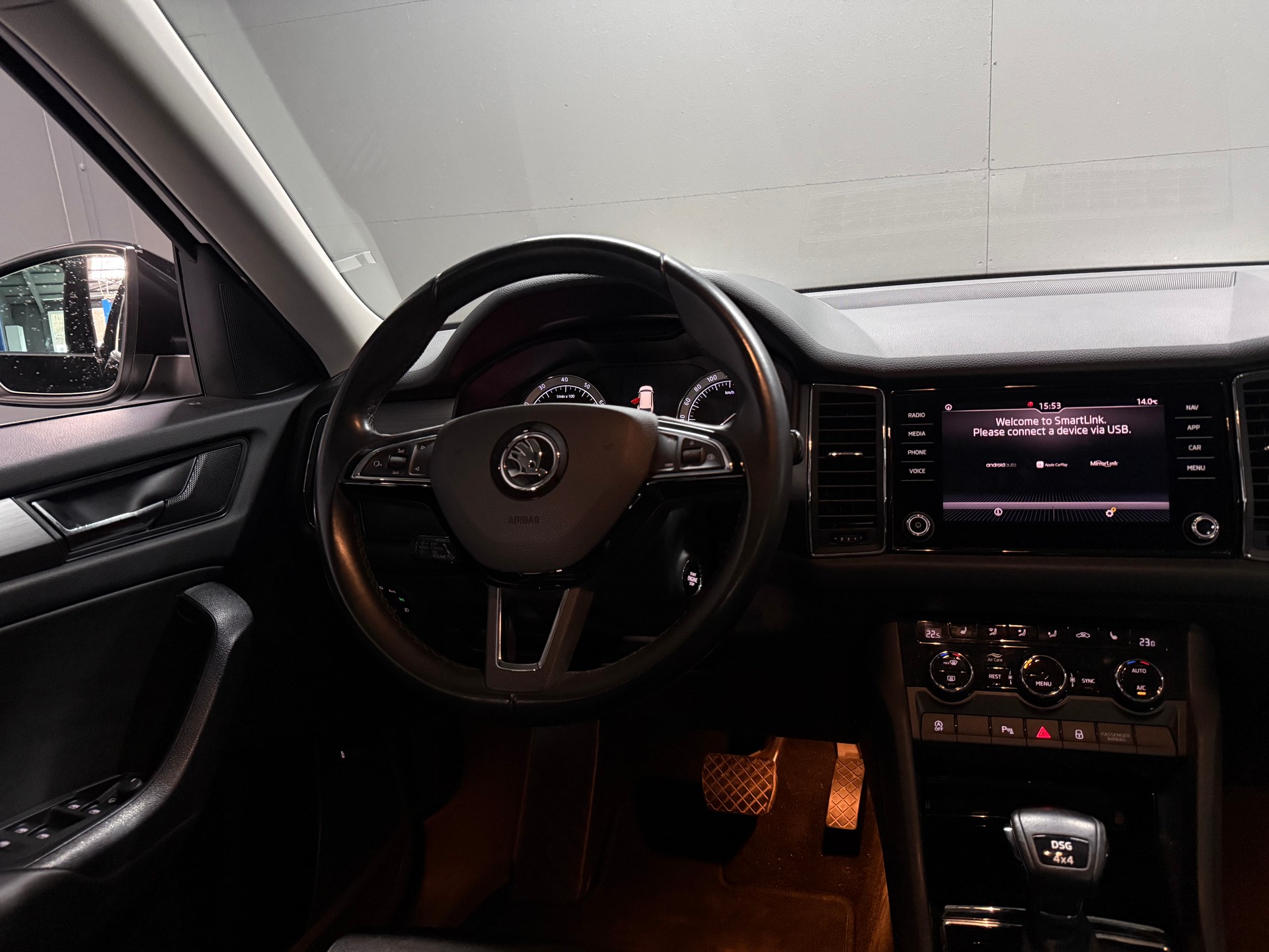 SKODA Kodiaq 2.0 TSI Ambition 4x4-image-10