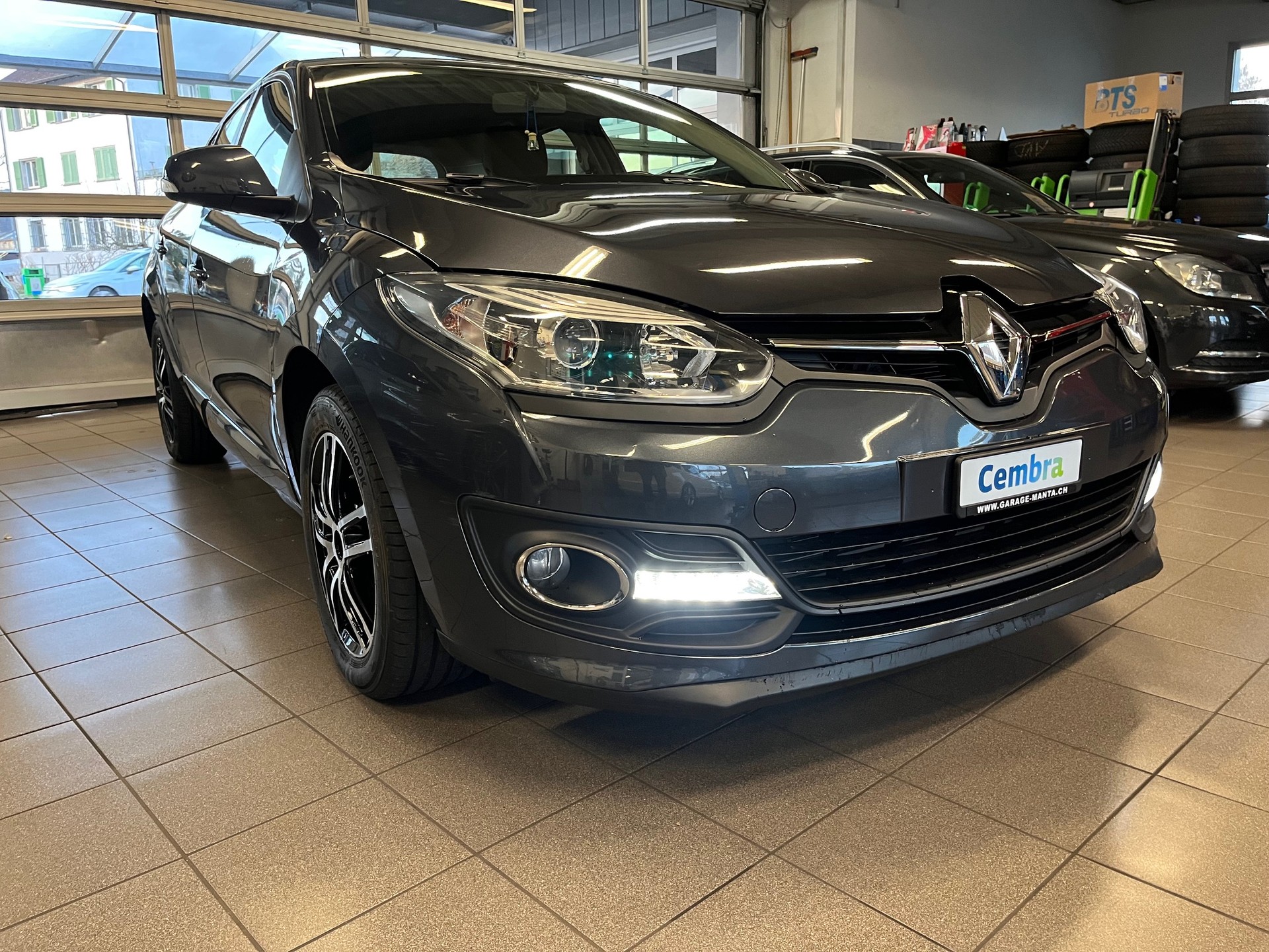 RENAULT Mégane 1.2 16V Turbo Expression-image-1