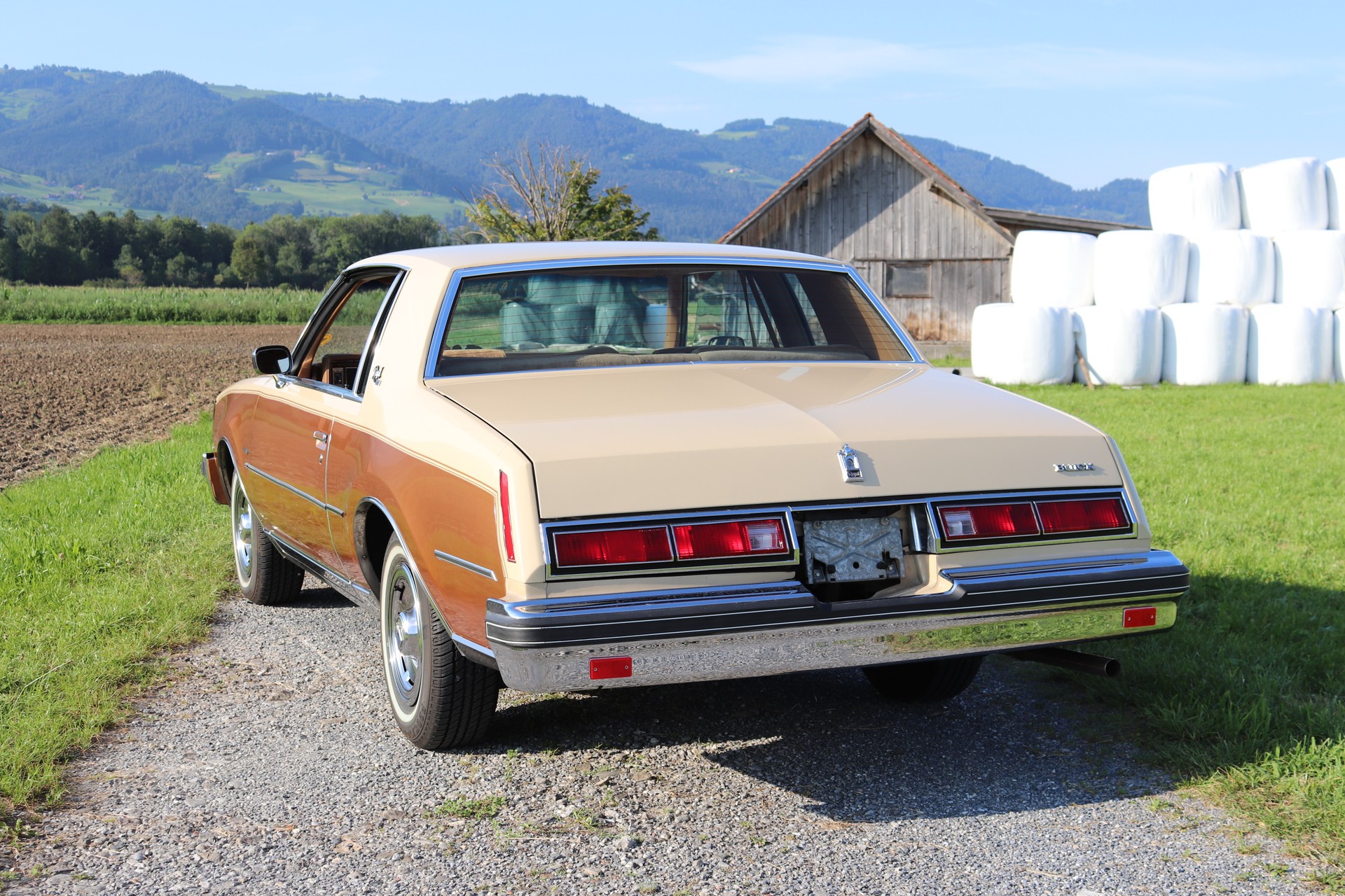 BUICK REGAL