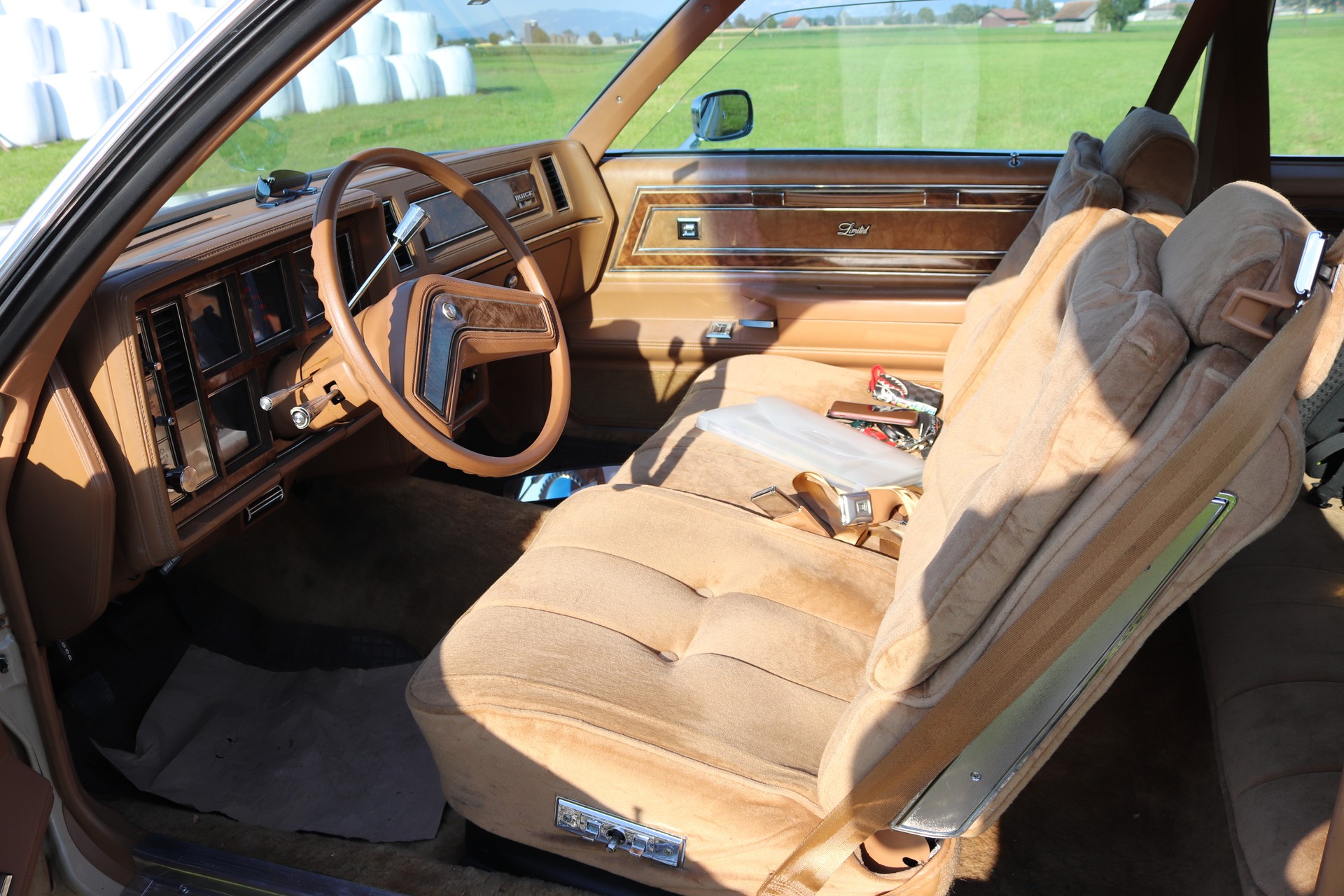 BUICK REGAL-image-2