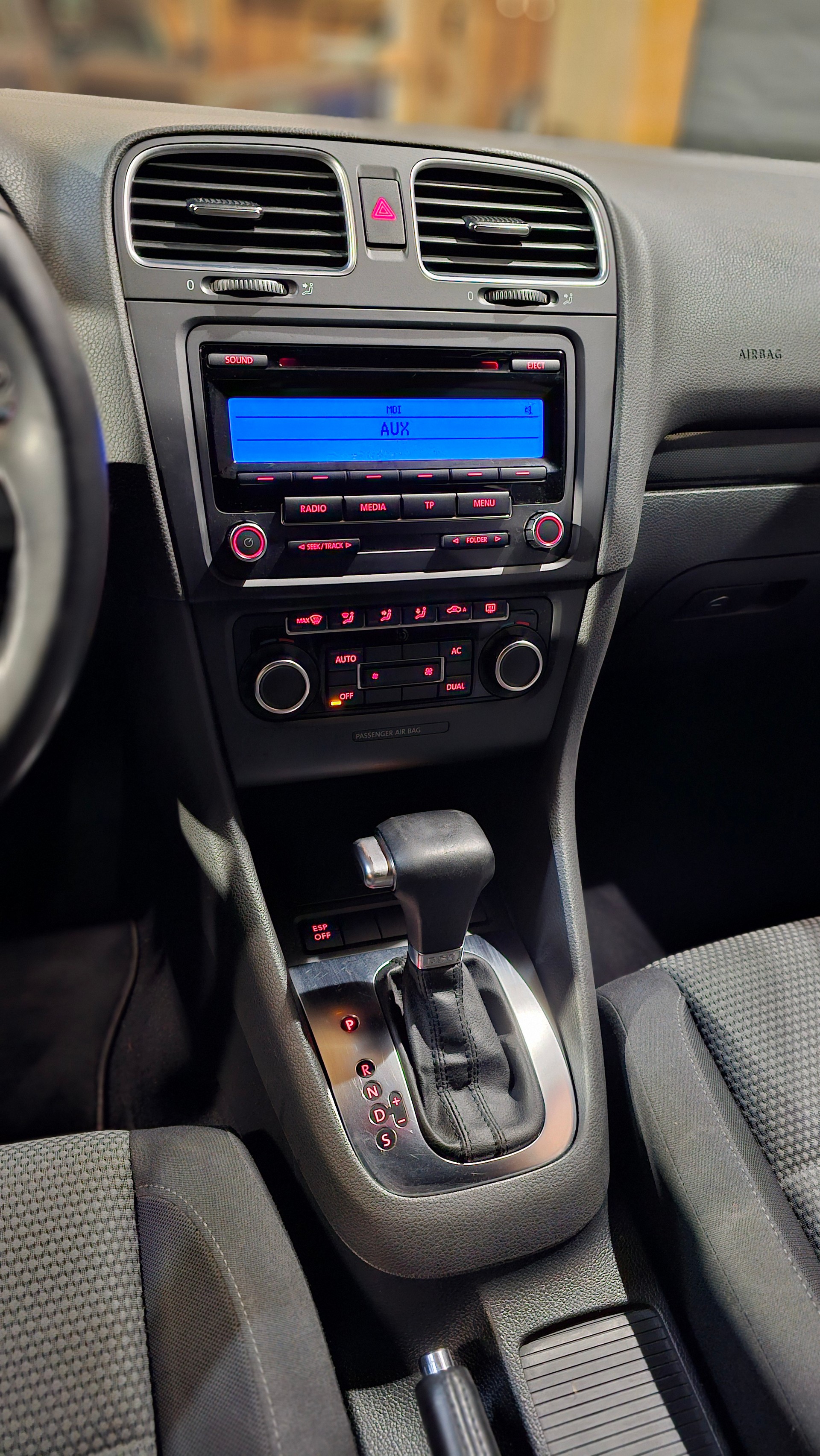 VW Golf 1.4 TSI Comfortline DSG-image-21