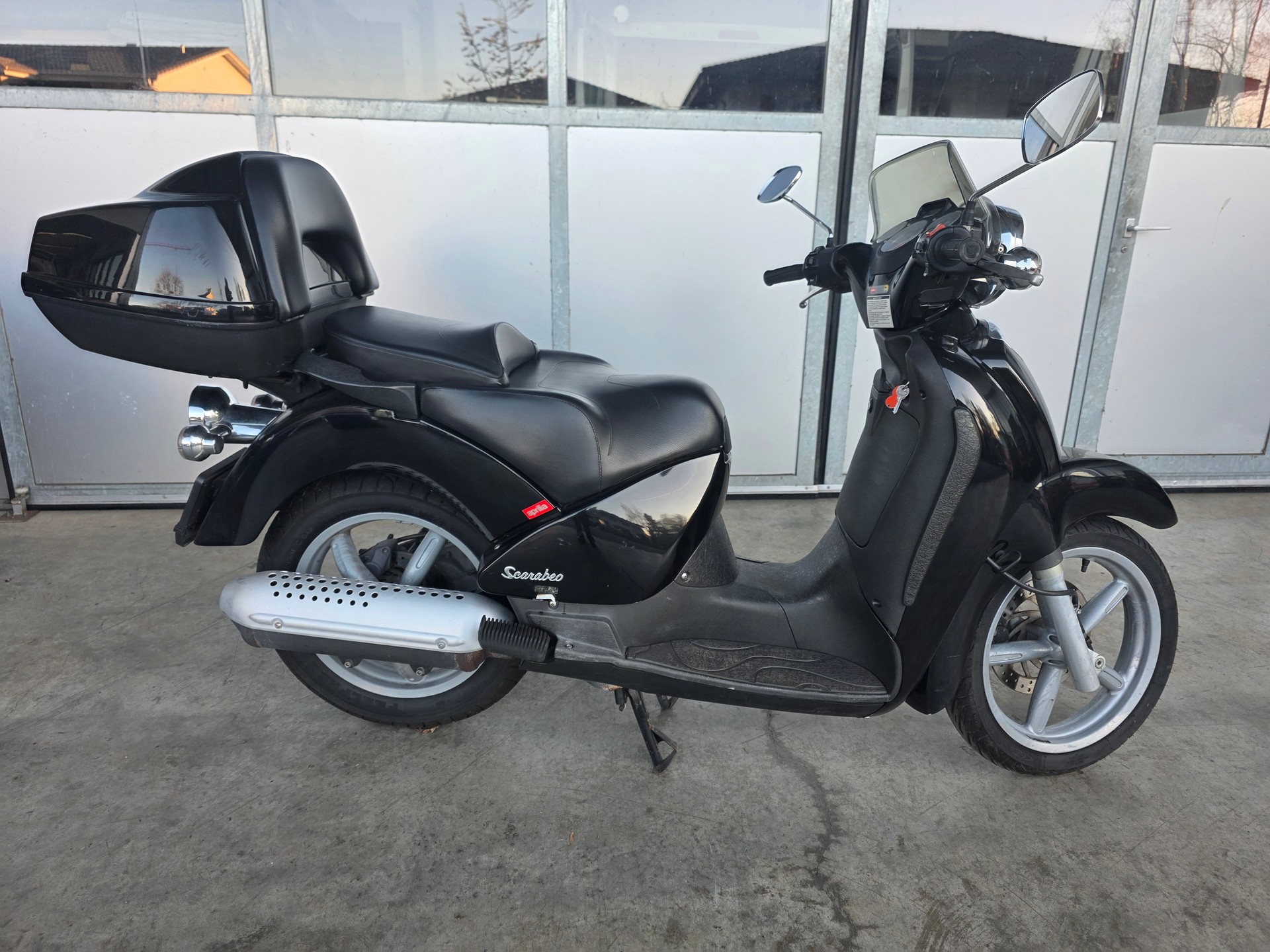 APRILIA Scarabeo 125-image-1