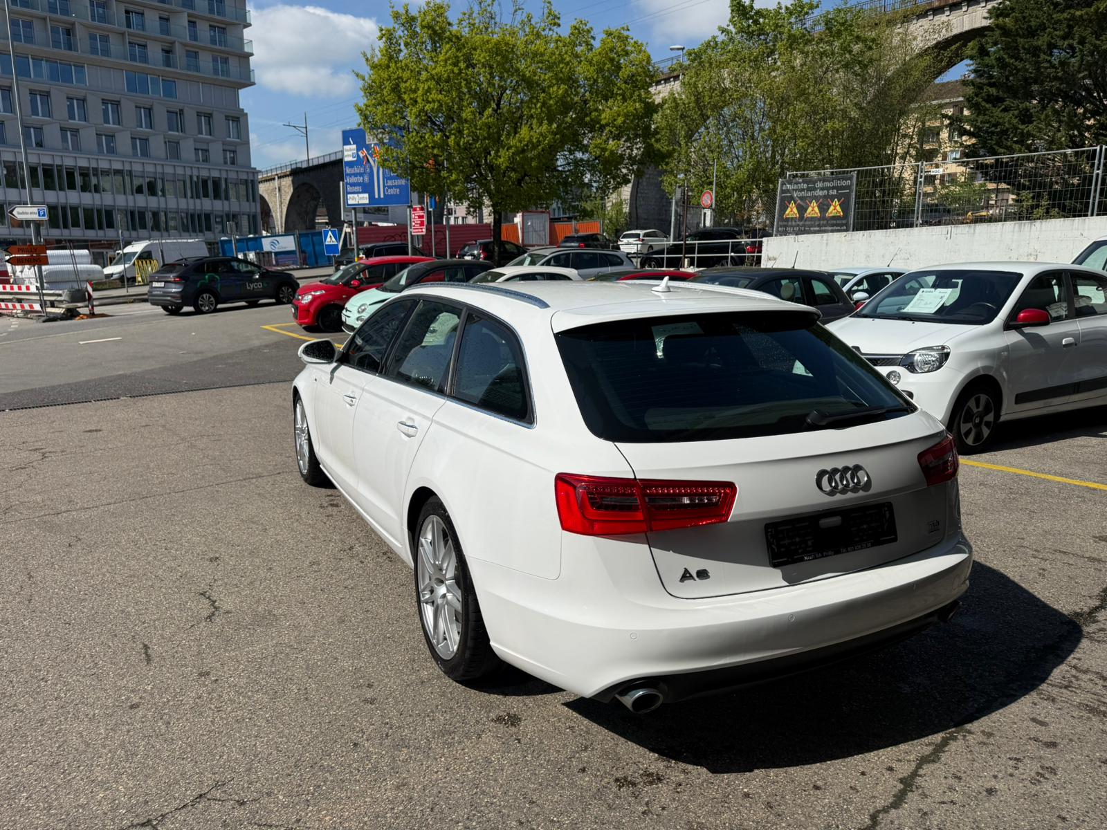 AUDI A6 Avant 3.0 TDI V6 quattro S-tronic-showroom-element-3