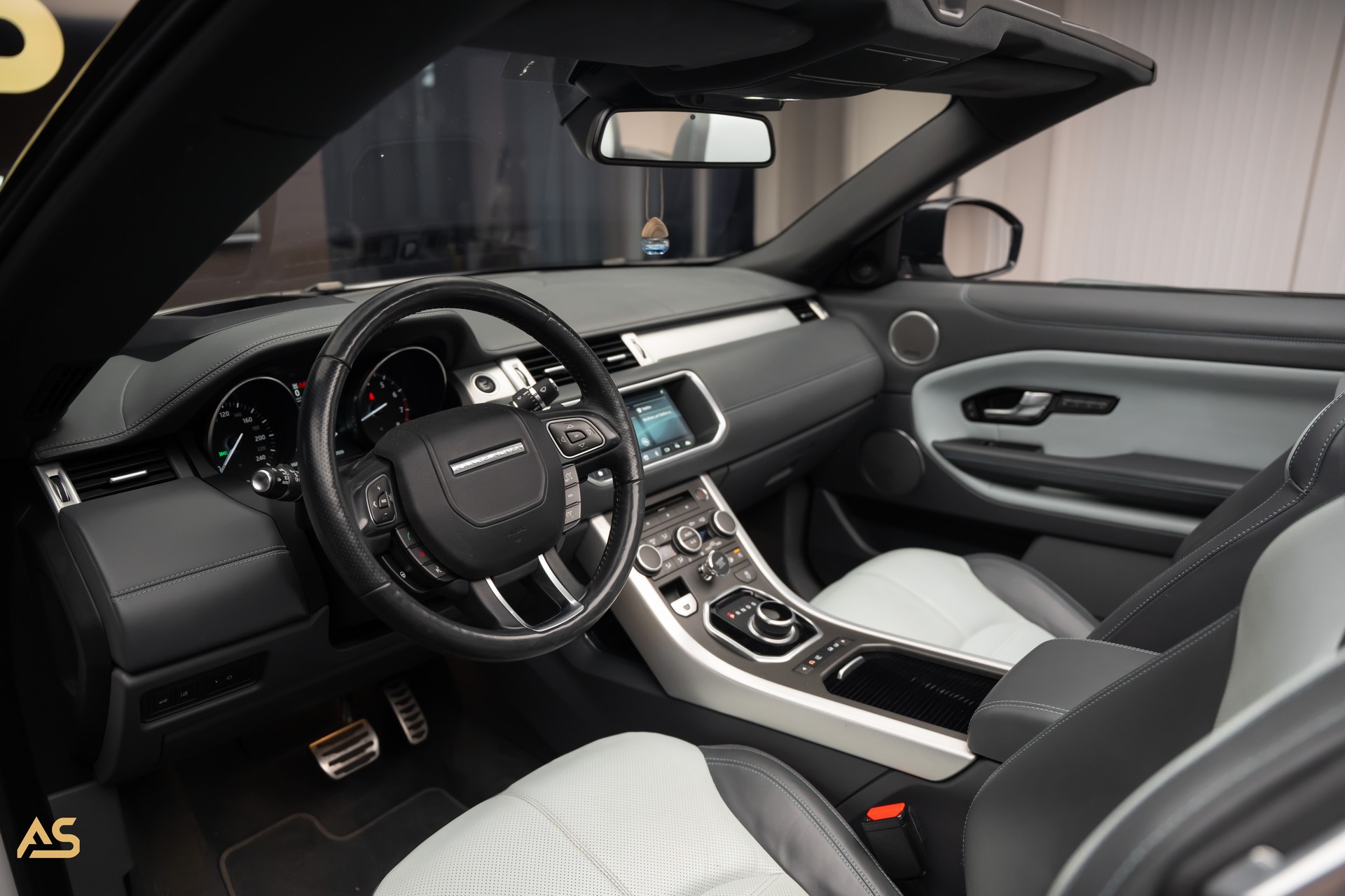 LAND ROVER Range Rover Evoque Convertible HSE Dyn. Cabriolet 241 PS (CH) HEAD-UP | SITZKLIMA | MFK 2026-image-12