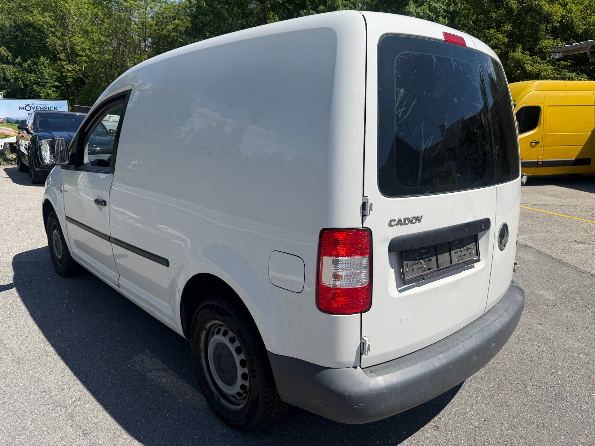 VW Caddy 1.4-showroom-element-3
