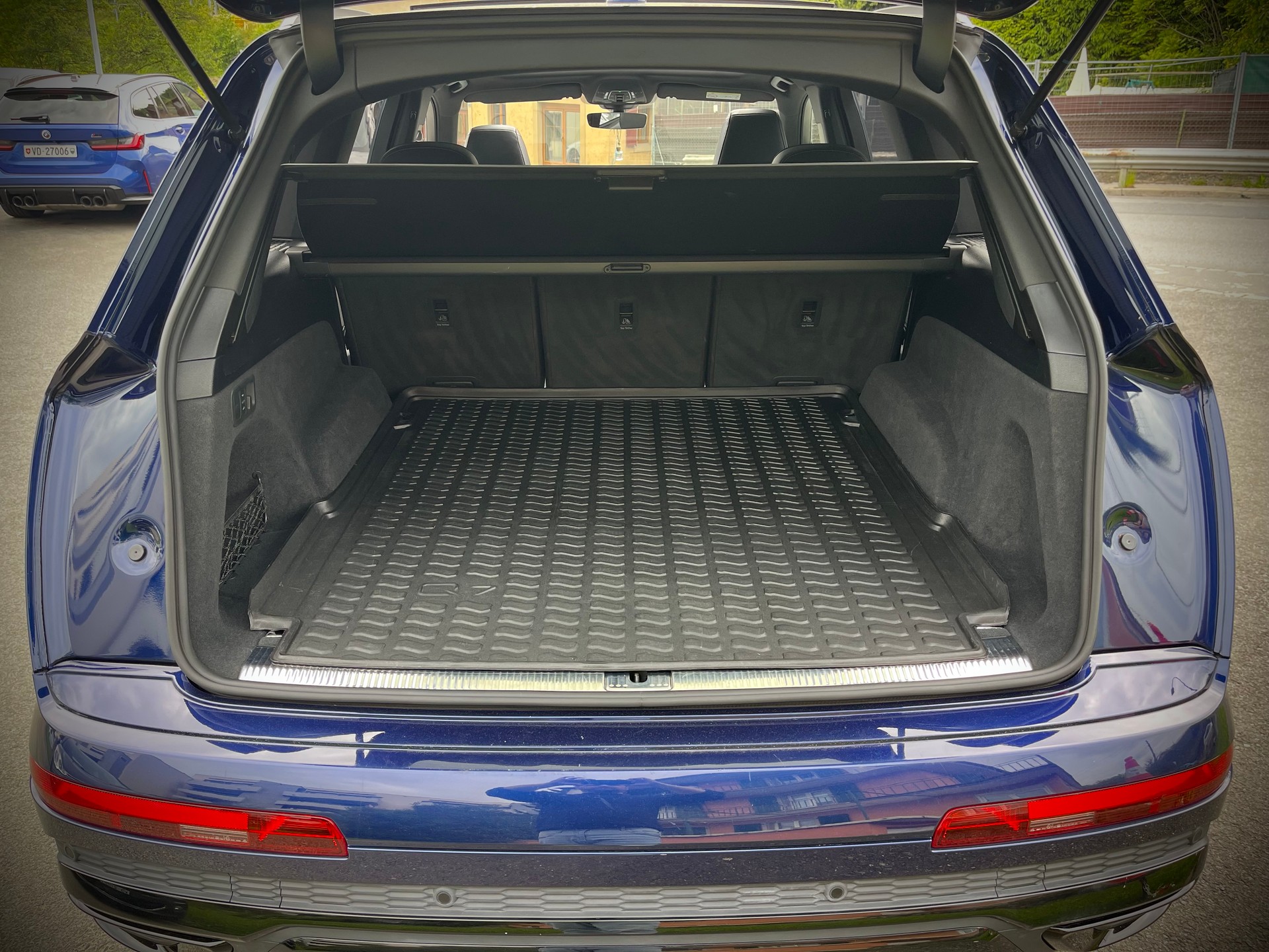 AUDI Q7 50 TDI quattro S Line tiptronic-image-15