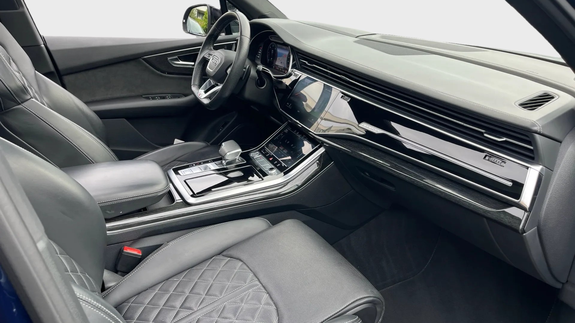 AUDI Q7 50 TDI quattro S Line tiptronic-image-13