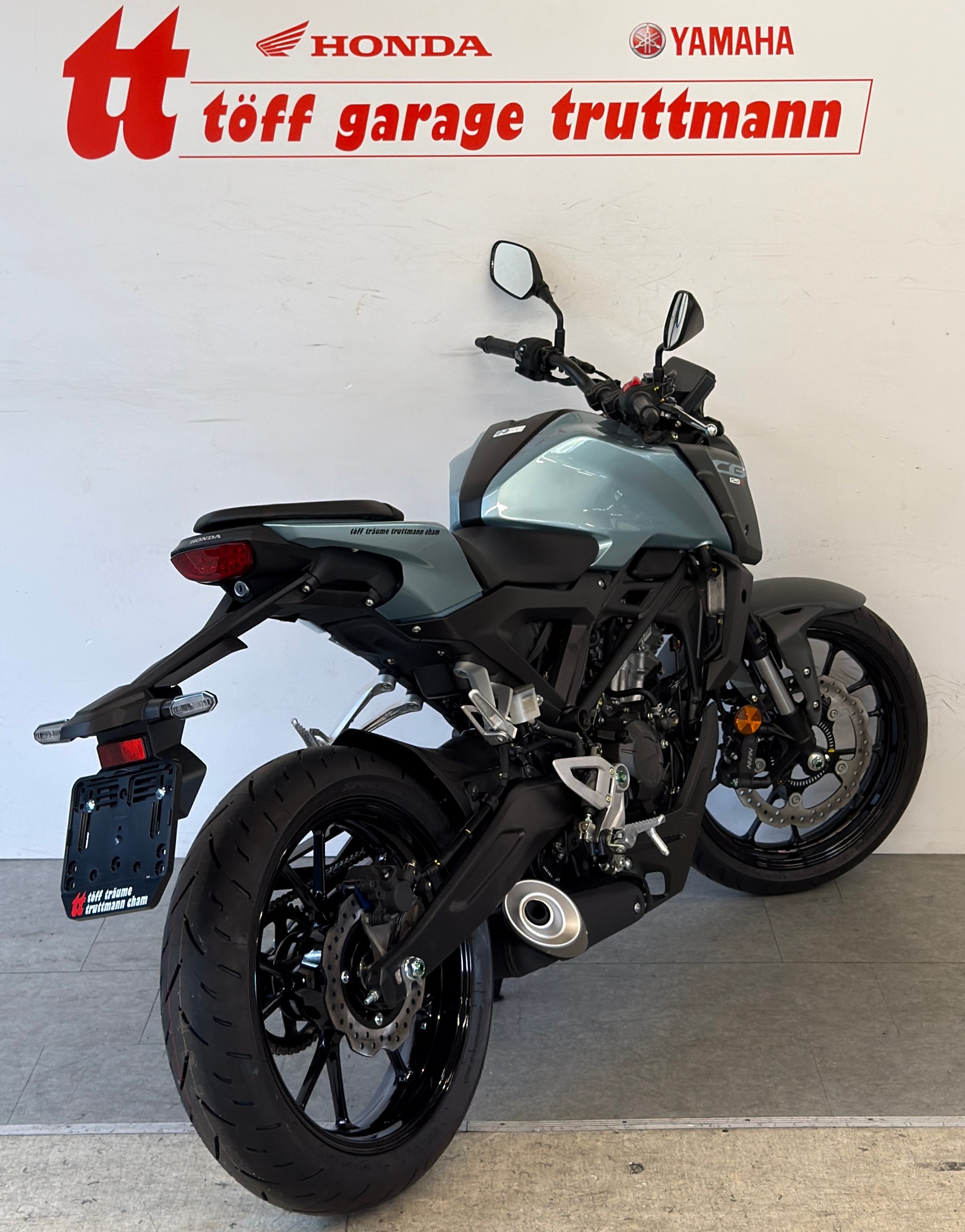 HONDA CB 125 R-showroom-element-3
