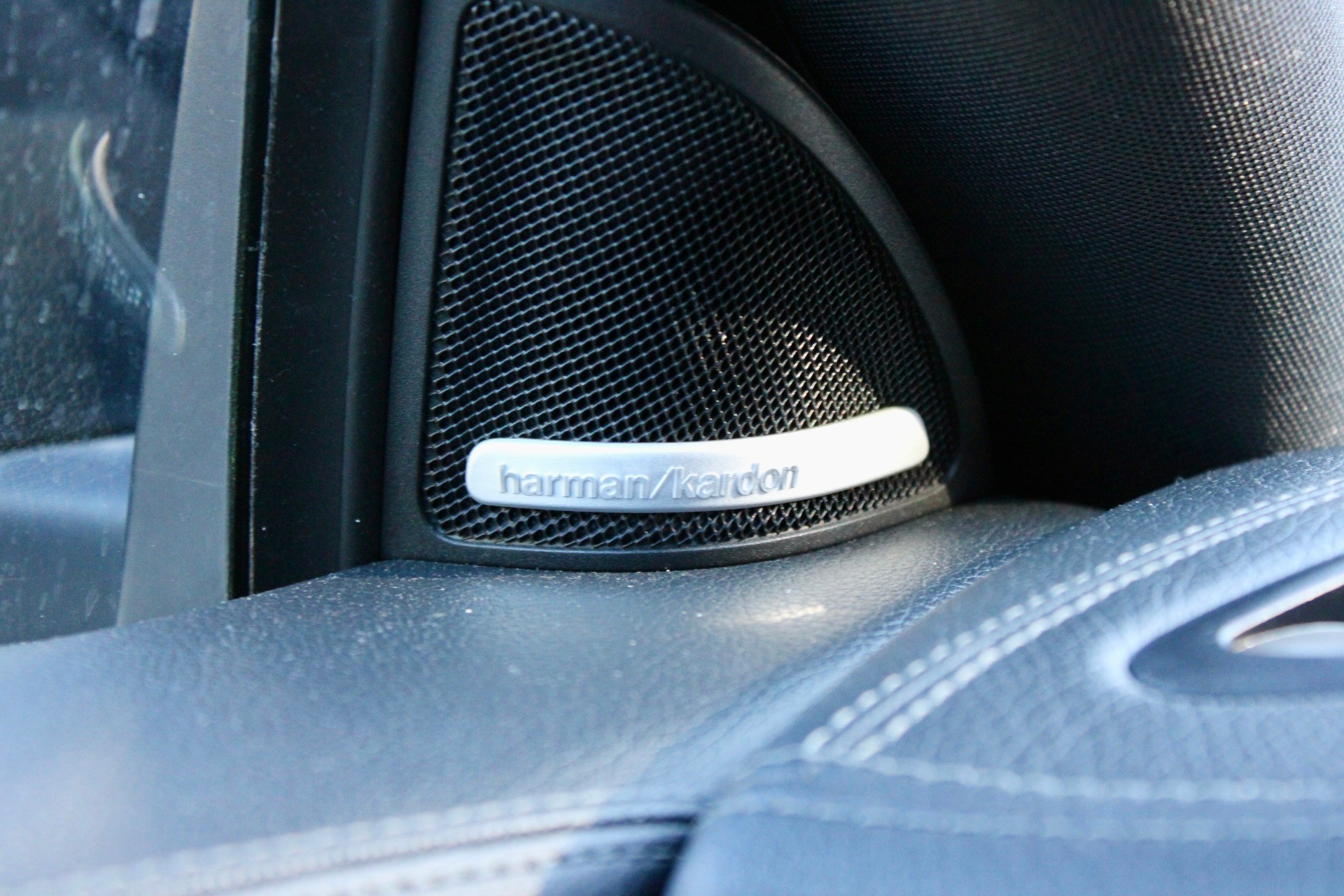 MERCEDES-BENZ CLA Shooting Brake 200 d AMG Line 4Matic 7G-DCT-image-12
