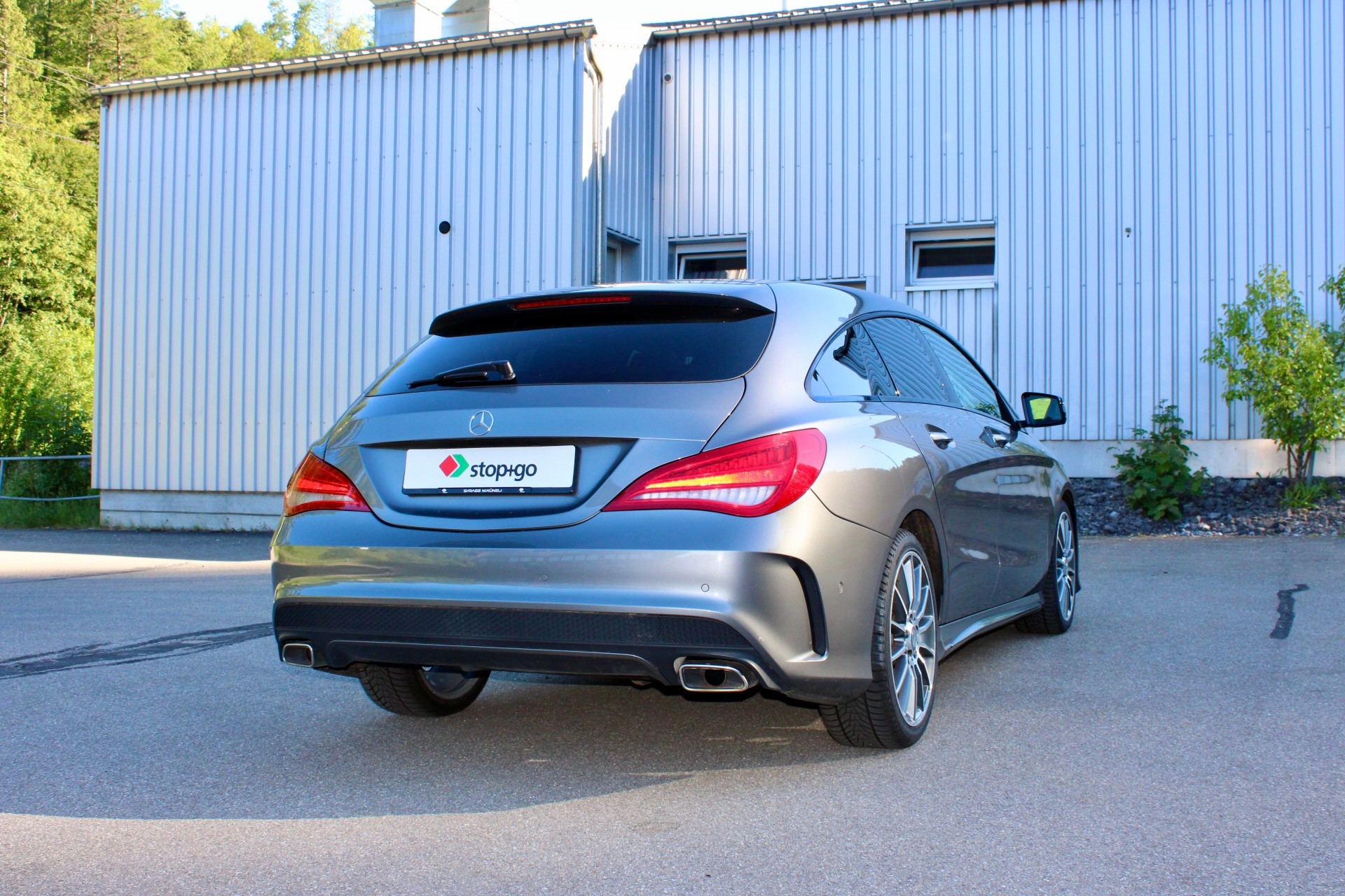 MERCEDES-BENZ CLA Shooting Brake 200 d AMG Line 4Matic 7G-DCT-image-4