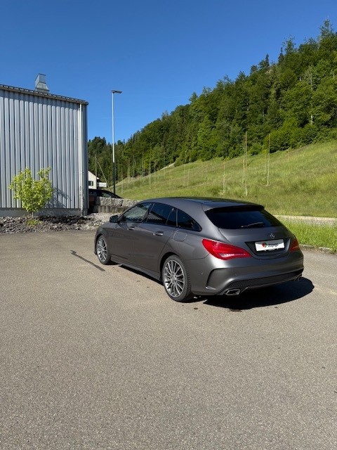 MERCEDES-BENZ CLA Shooting Brake 200 d AMG Line 4Matic 7G-DCT-image-4
