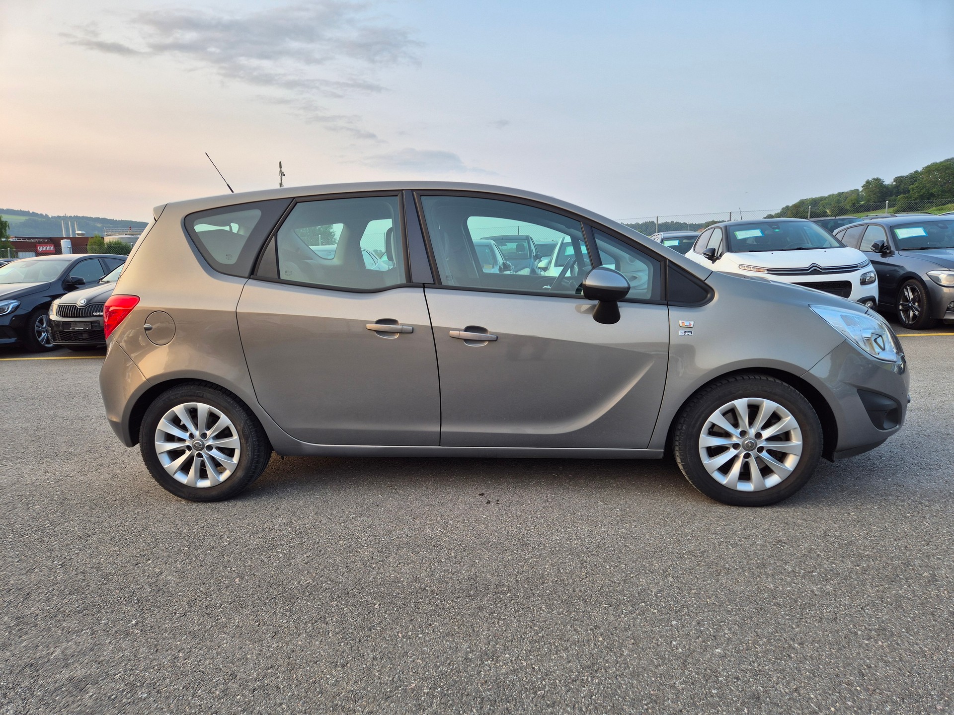 OPEL Meriva 1.4 Turbo Cosmo-image-11