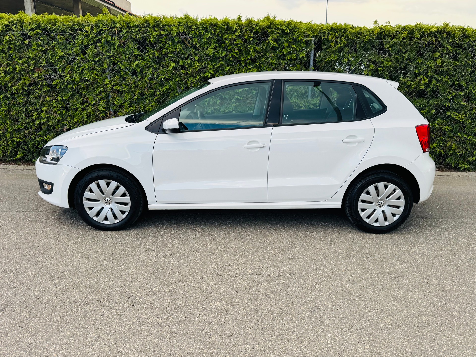 VW Polo 1.2 12V Trendline-image-6