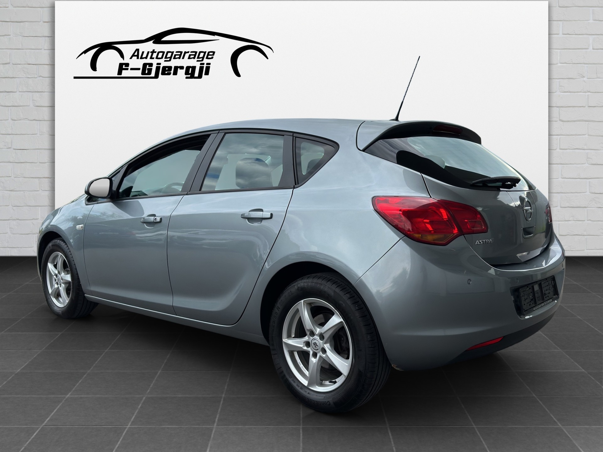 OPEL Astra 1.6i 16V Automatic-image-4