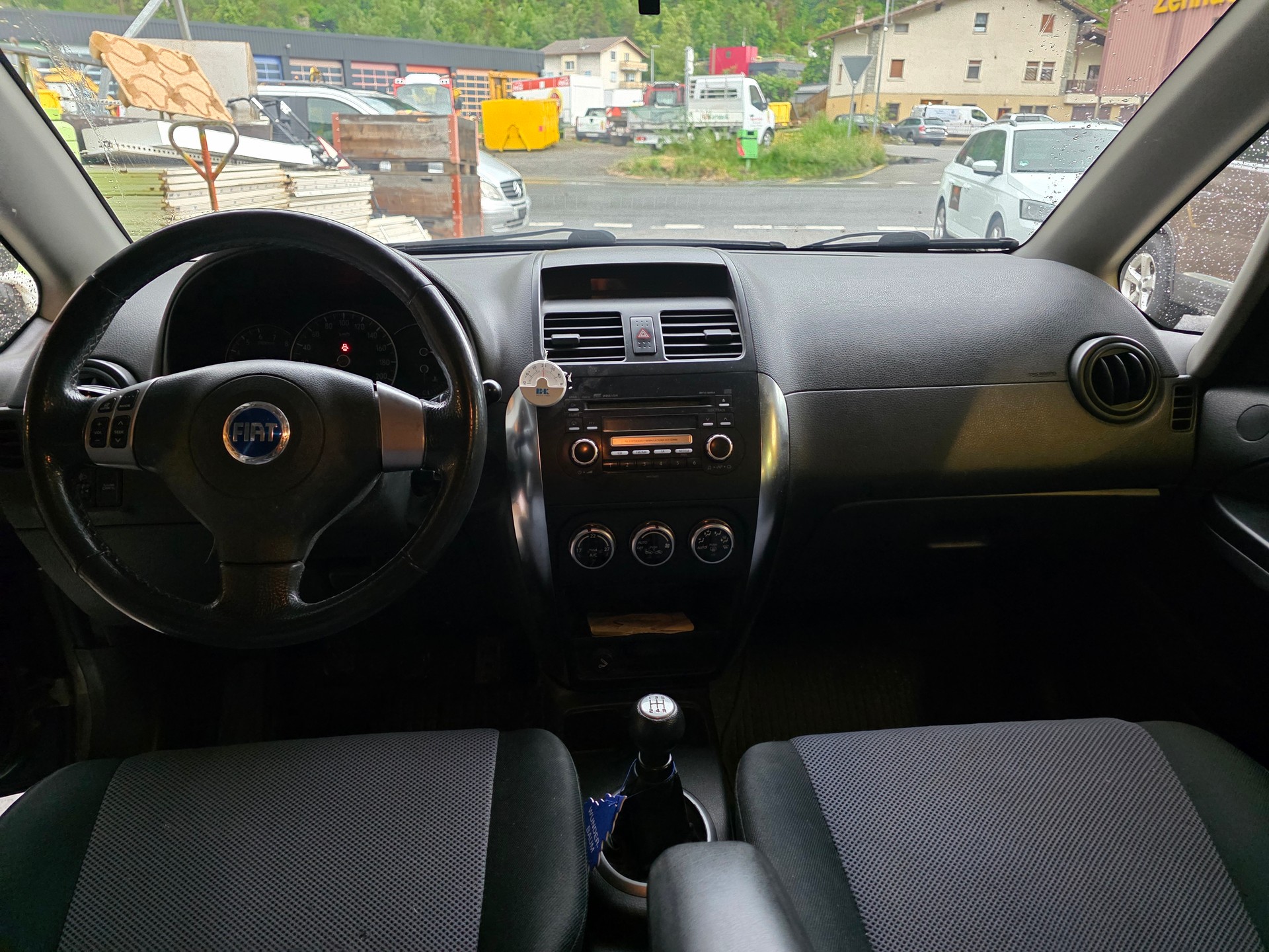 FIAT Sedici 1.6 4WD Dynamic-image-11