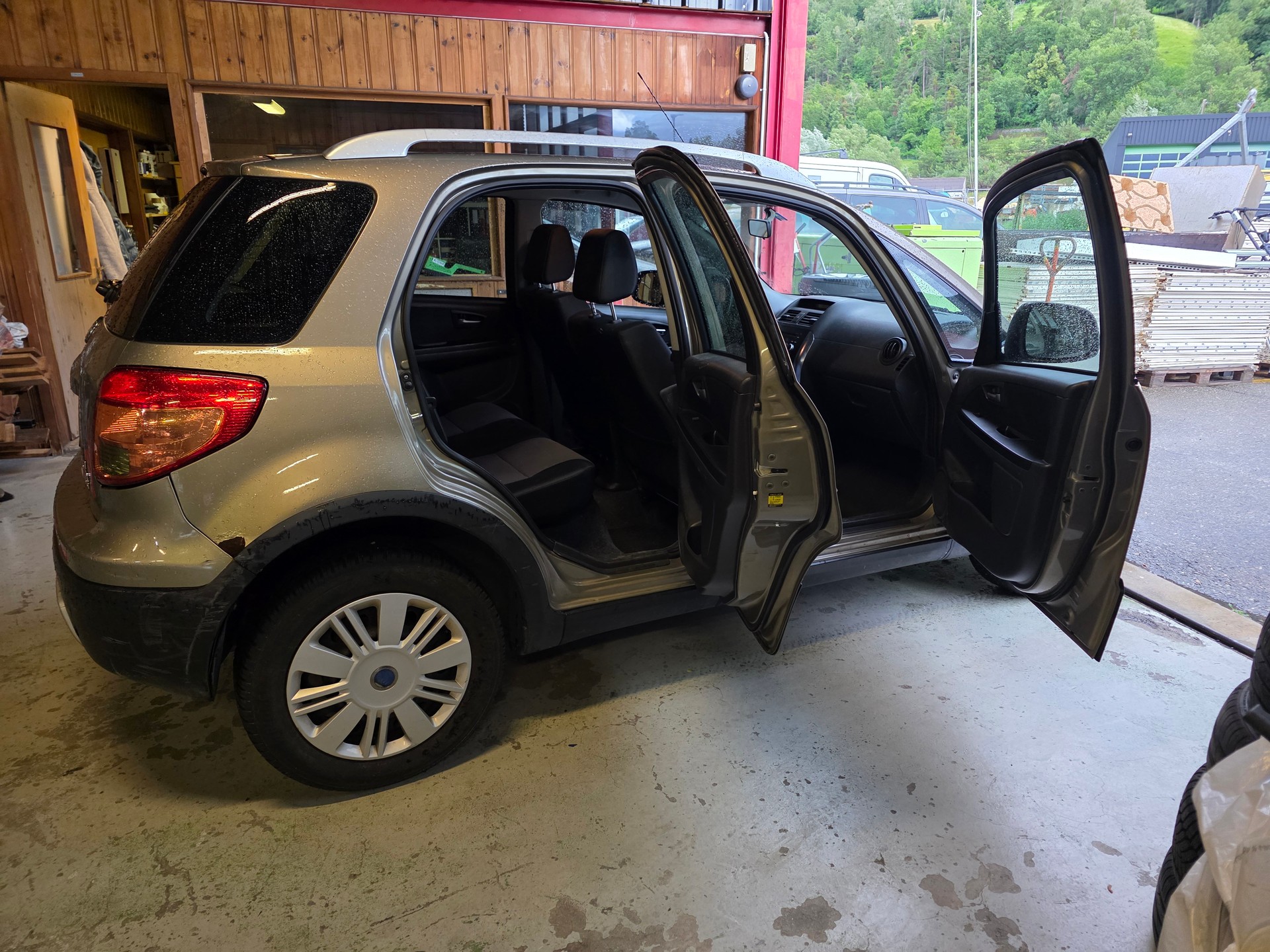 FIAT Sedici 1.6 4WD Dynamic-image-9
