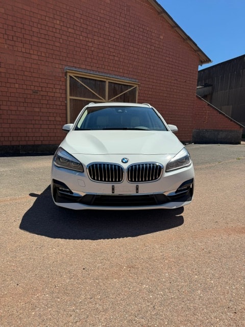 BMW 218d xDrive Gran Tourer Steptronic Luxury Line-showroom-element-1