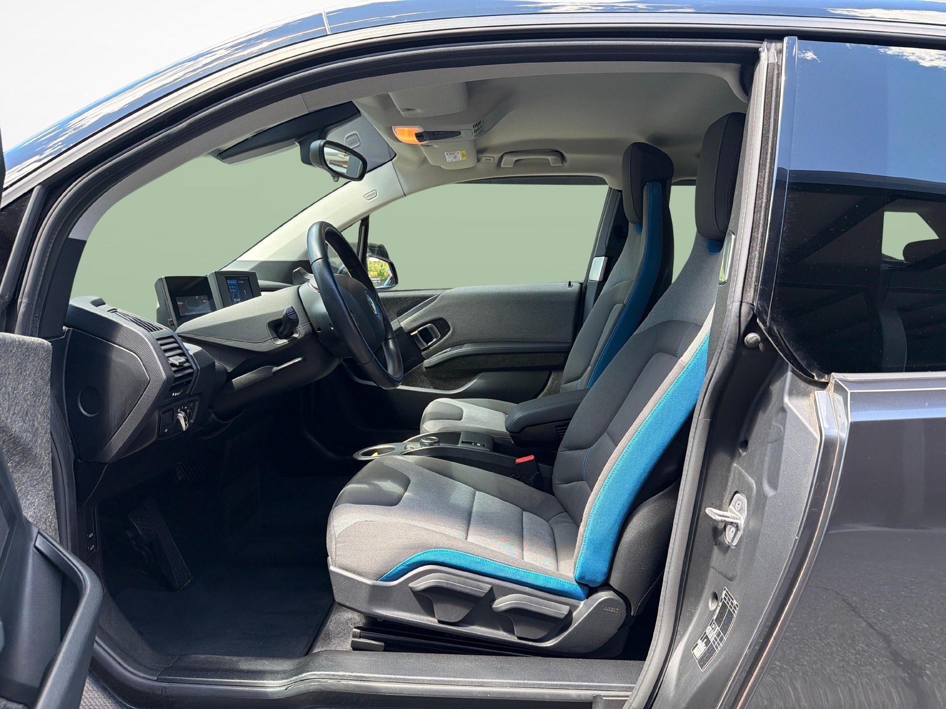BMW i3 120 Ah-image-11