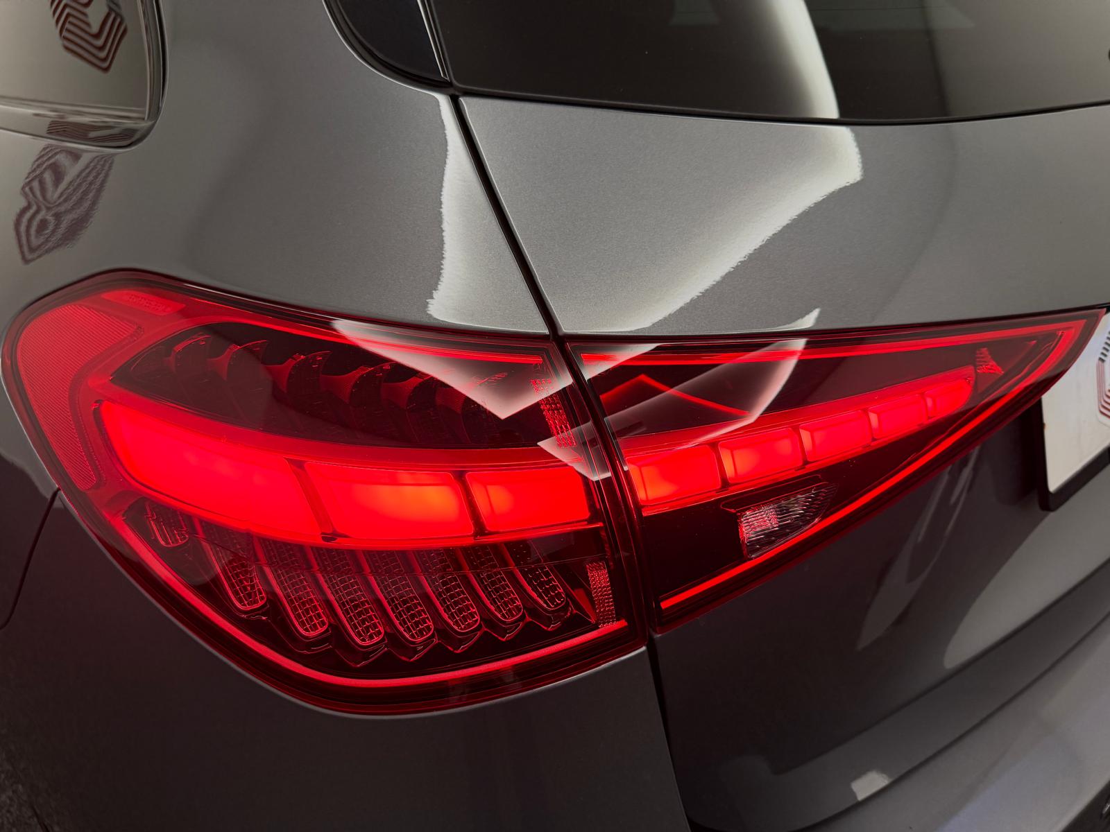MERCEDES-BENZ C 220 d T 4Matic AMG Line-image-8