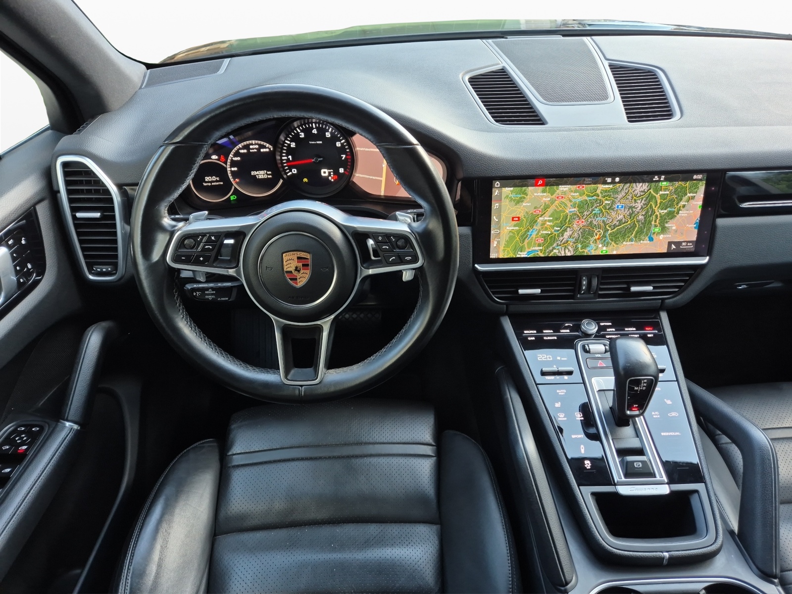 PORSCHE Cayenne-image-9