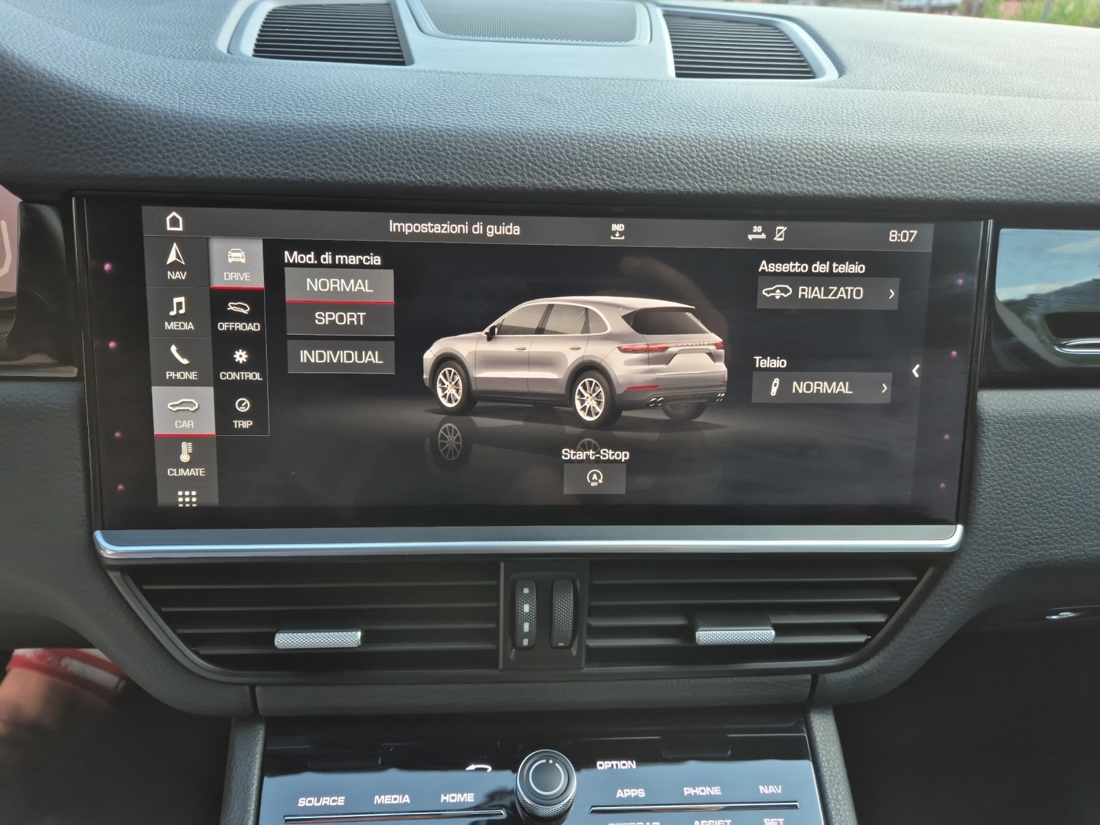 PORSCHE Cayenne-image-15