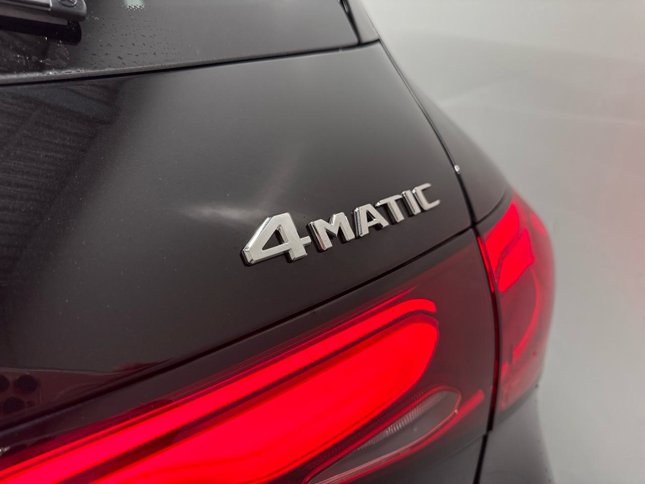 MERCEDES-BENZ GLC 300 de 4Matic AMG-image-17