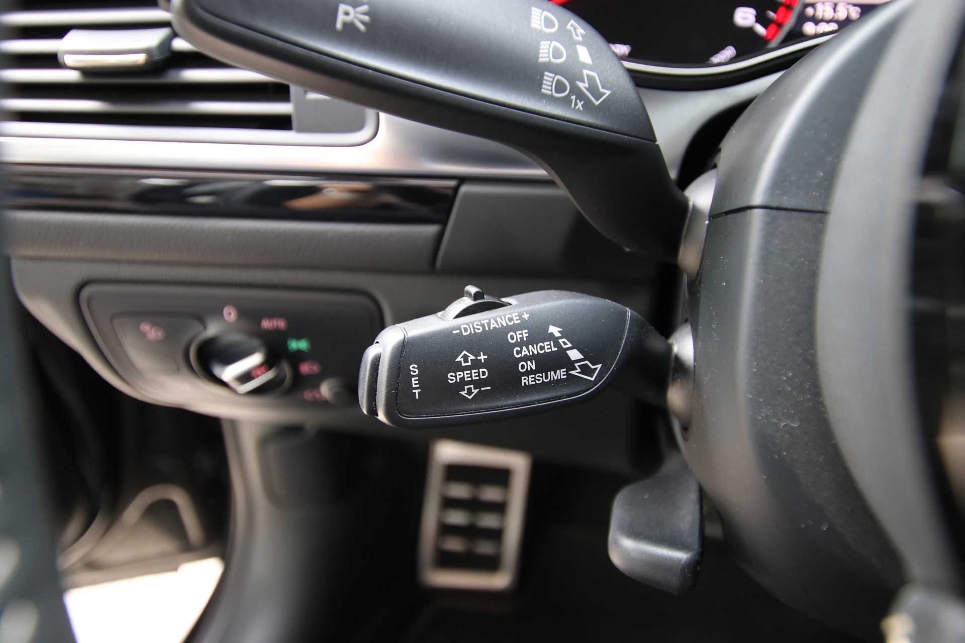 AUDI A6 Avant 3.0 BiTDI V6 qu. competition tiptronic-image-24