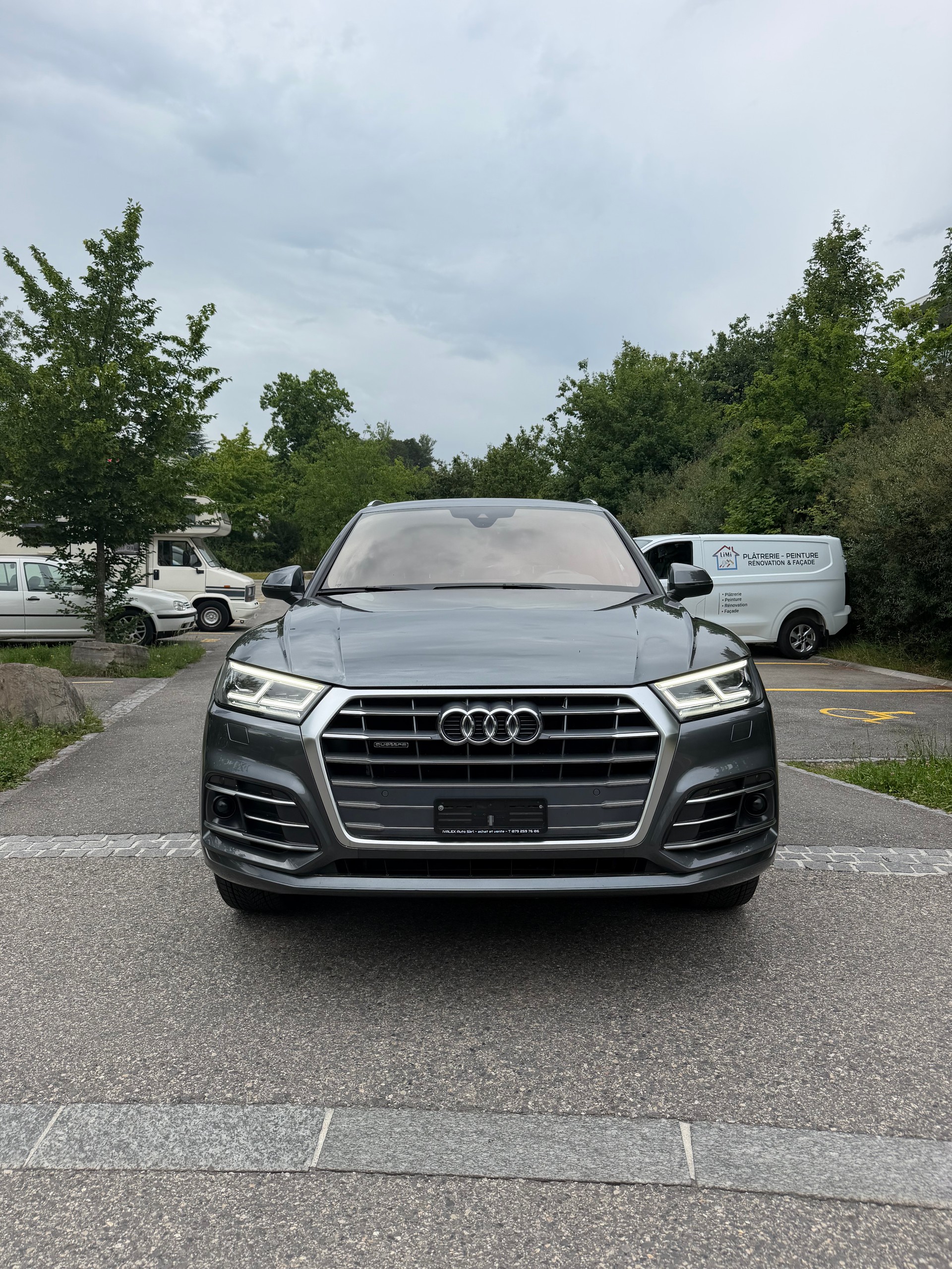 AUDI Q5 2.0 TDI sport quattro S-tronic-image-8