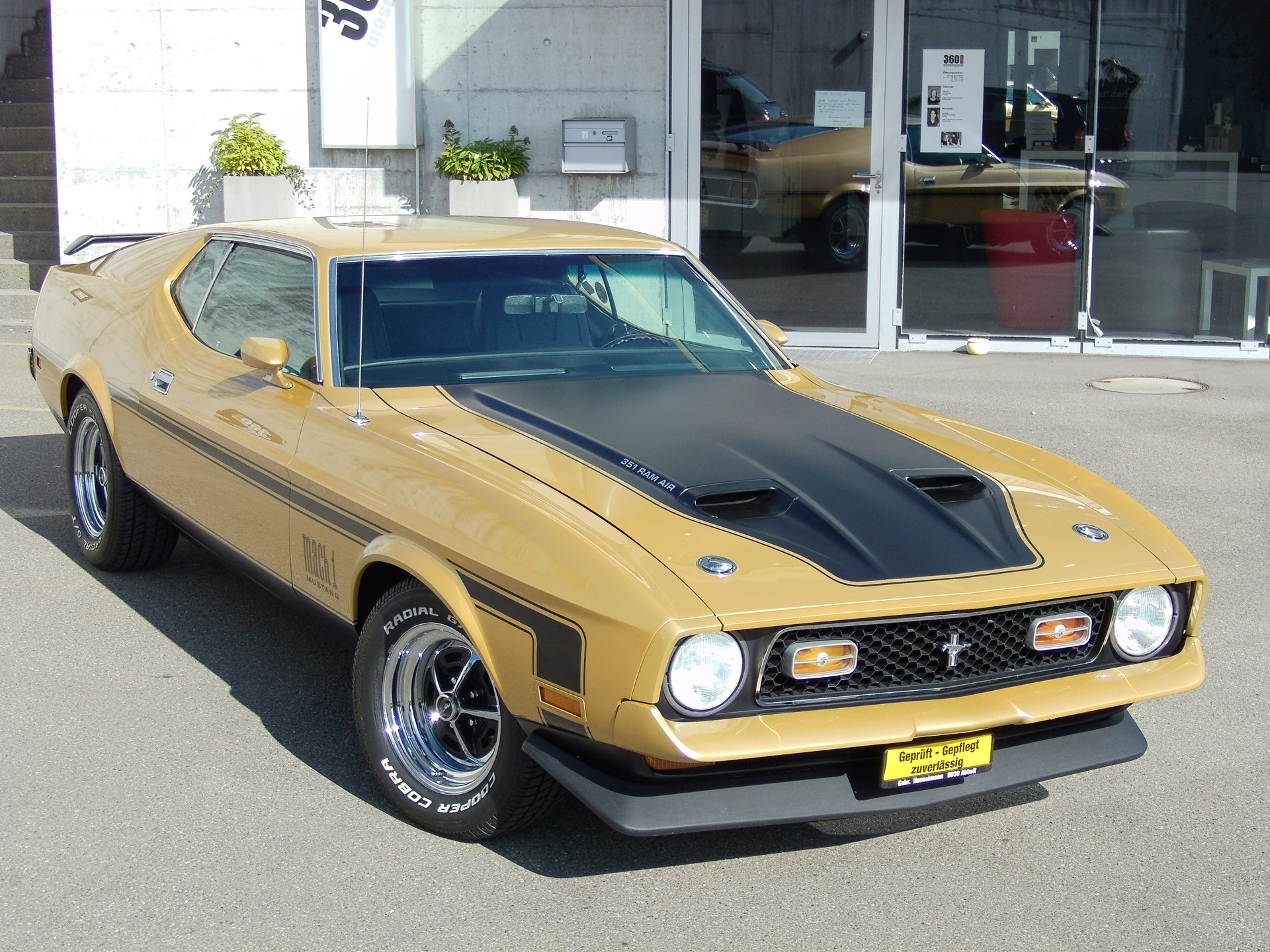FORD Ford Mustang Mach1 351er 5.7 Liter V8. Motor (266 HP. Q-Motor Code) mit 4 Lochvergaser. C6 Automatic