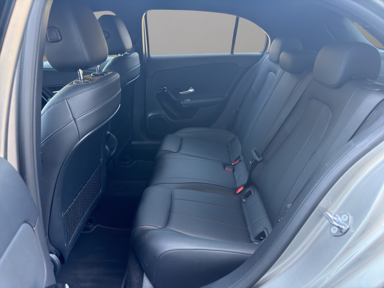 MERCEDES-BENZ A 180 d-image-12