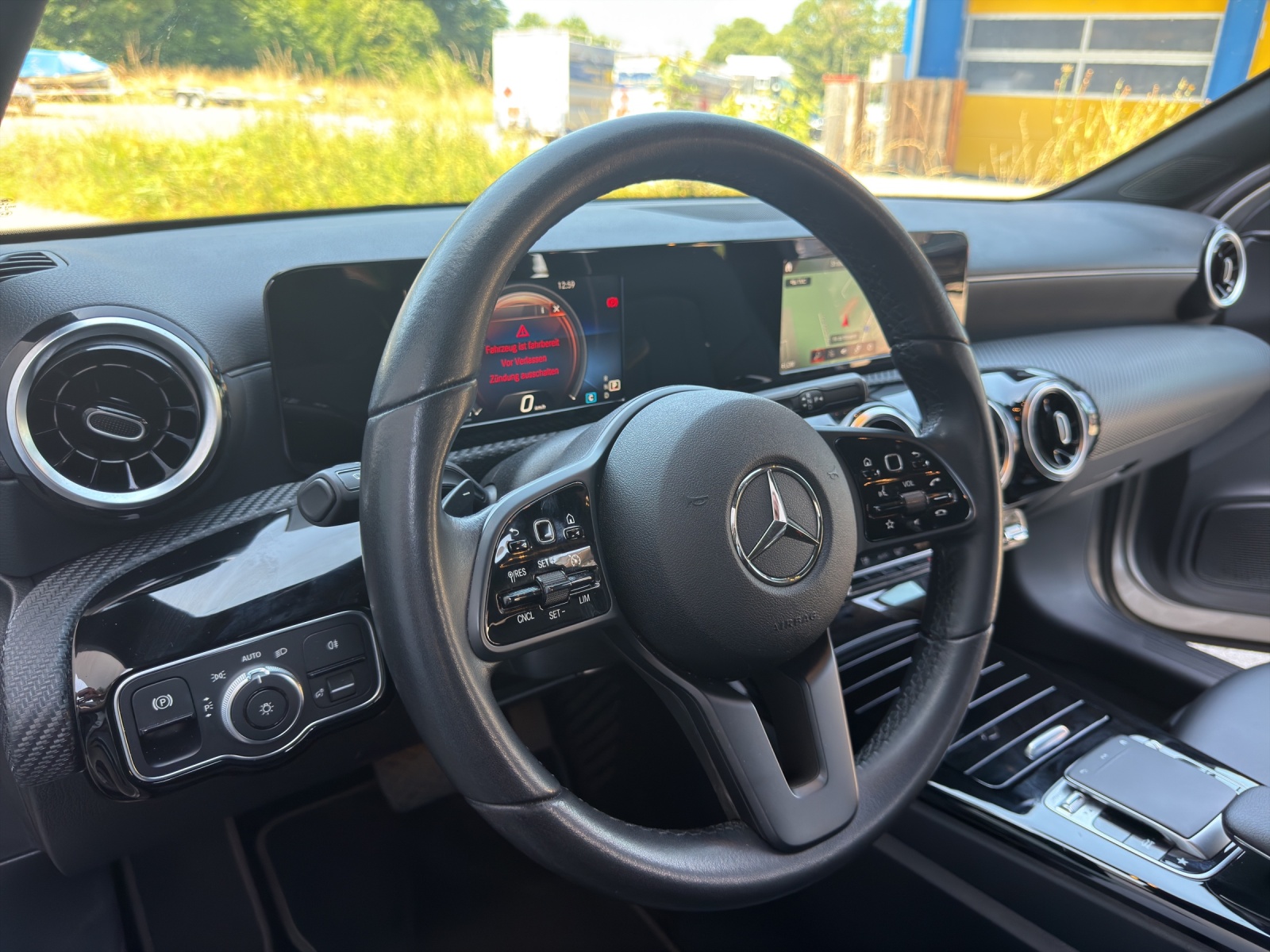 MERCEDES-BENZ A 180 d-image-26