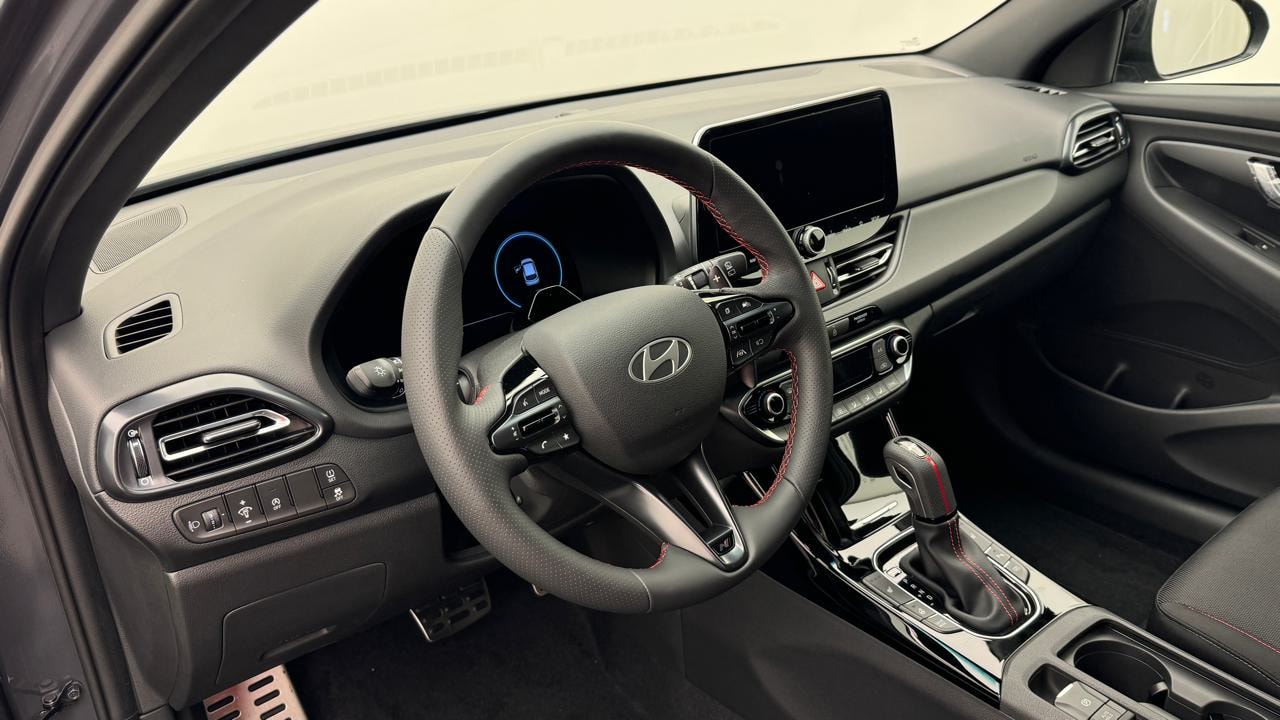 HYUNDAI i30 Wagon 1.6 T-GDi N-Line DCT-image-6