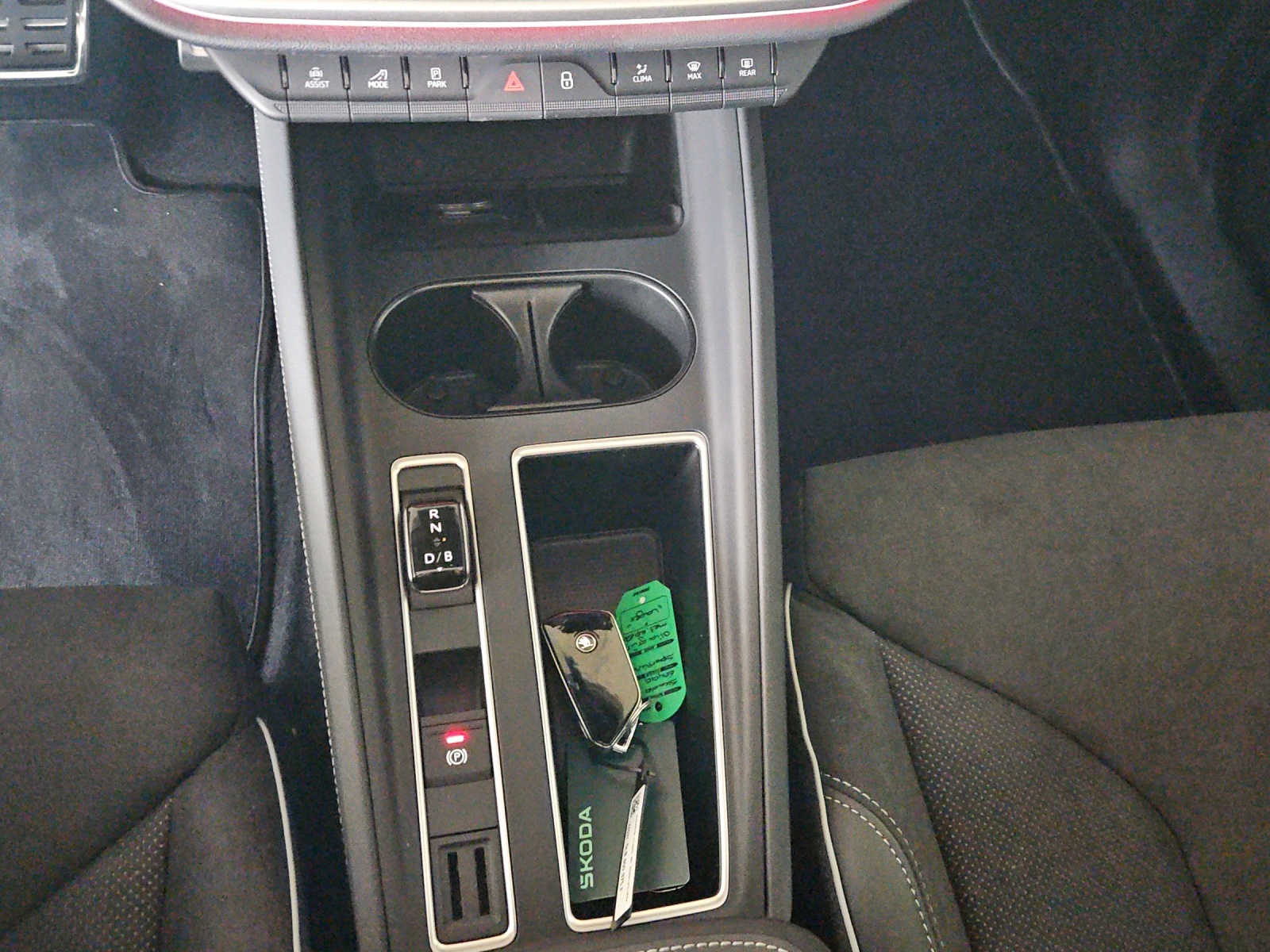 SKODA Enyaq 85x Sportline 4x4-image-20
