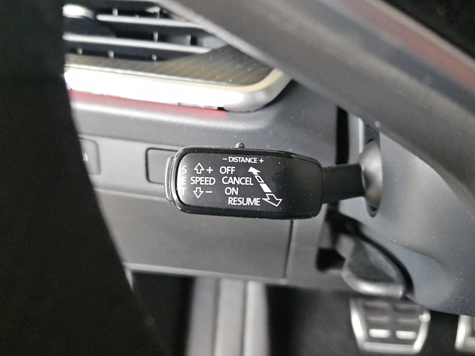 SKODA Enyaq 85x Sportline 4x4-image-12