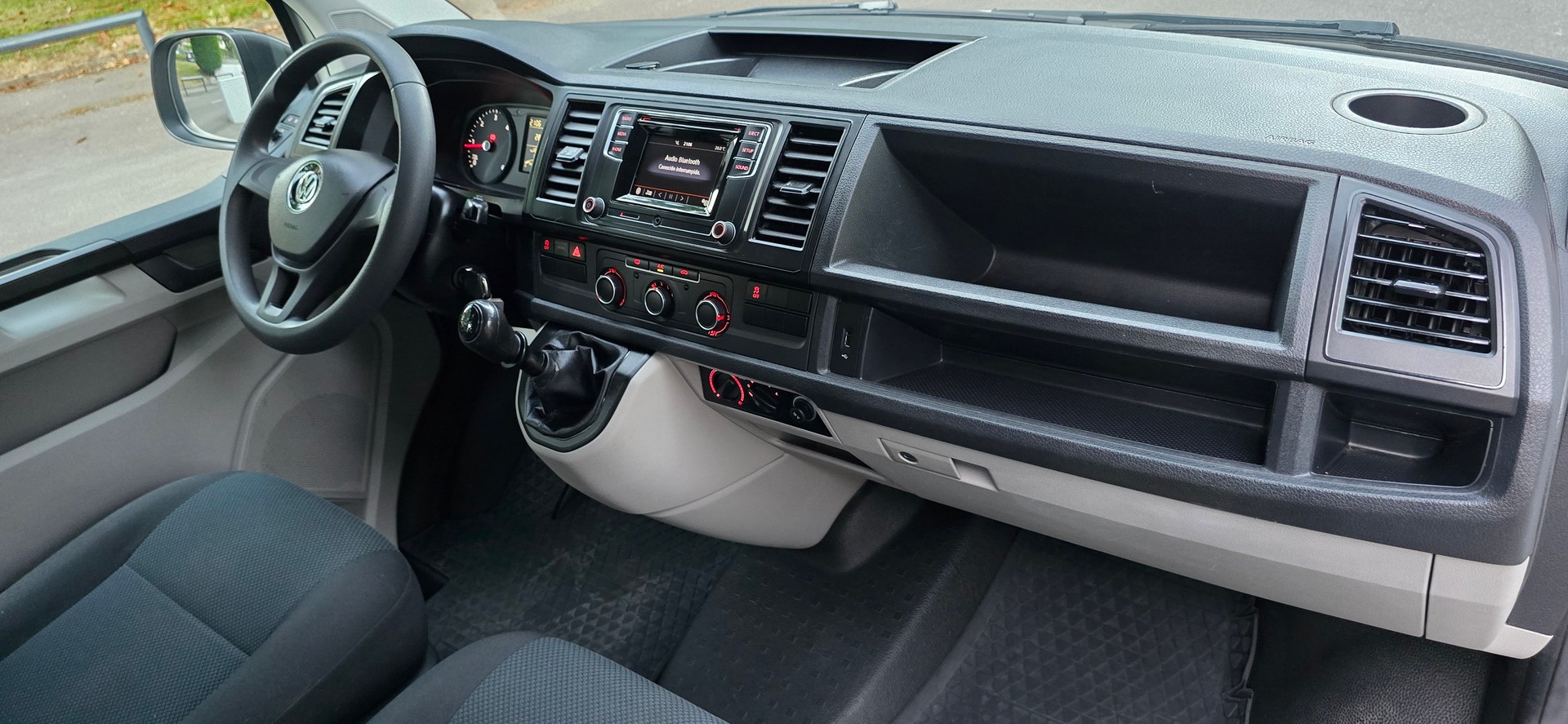 VW T6 2.0 TDI 4Motion-image-11