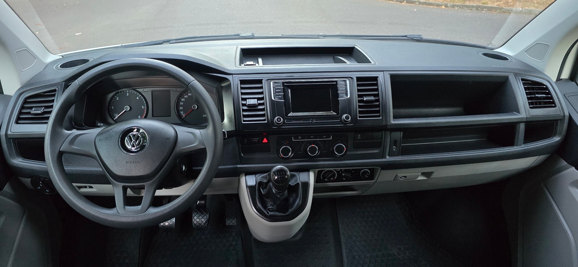 VW T6 2.0 TDI 4Motion-image-14