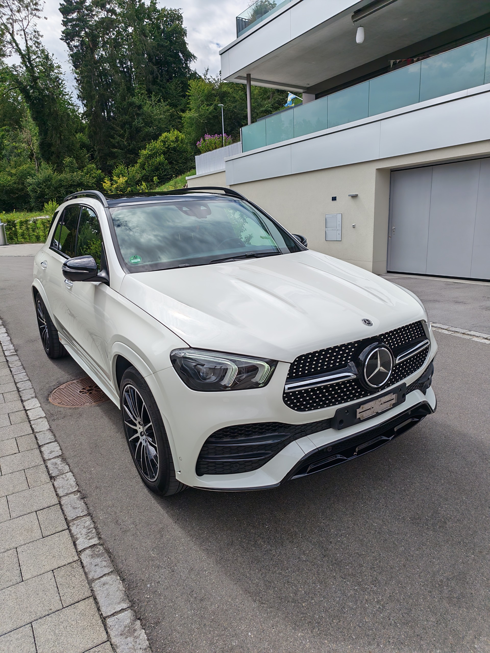 MERCEDES-BENZ GLE 400 d AMG Line 4matic,AHK,Standhzg.-image-1