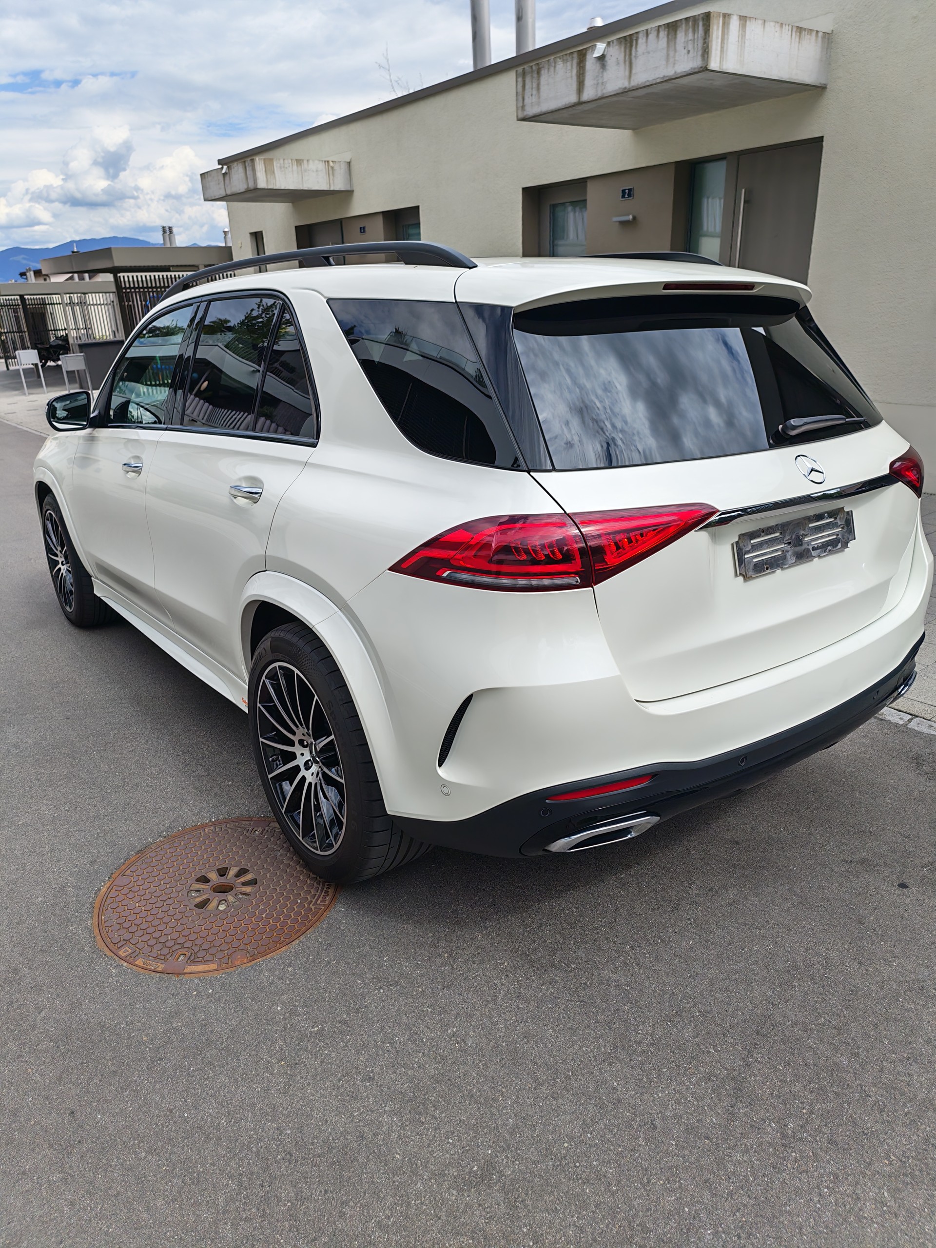 MERCEDES-BENZ GLE 400 d AMG Line 4matic,AHK,Standhzg.-image-3