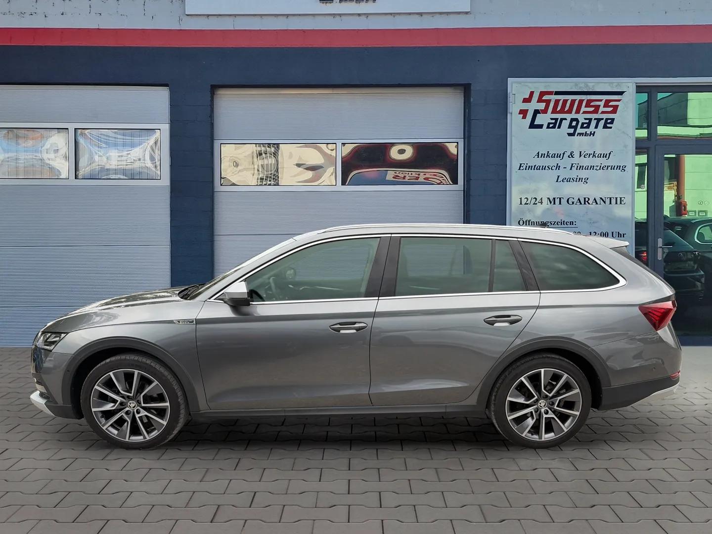 SKODA Octavia Combi 2.0 TDI DSG Scout 4x4-image-4