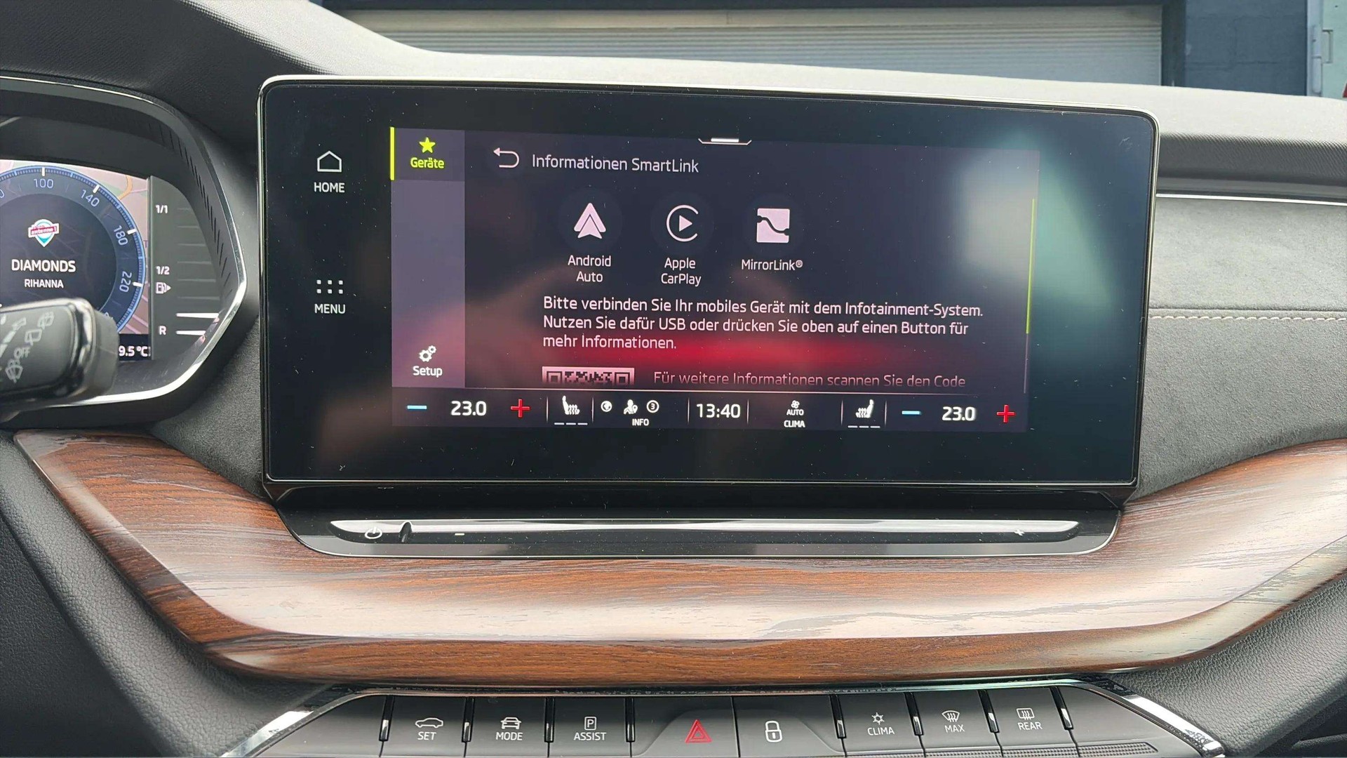 SKODA Octavia Combi 2.0 TDI DSG Scout 4x4-image-19