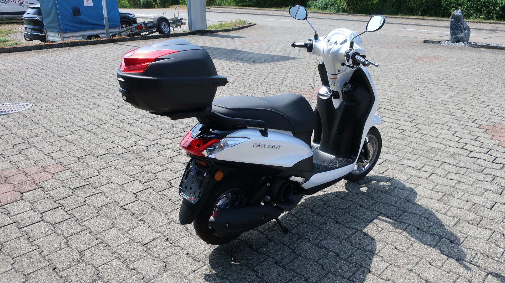 YAMAHA D'elight LTS 125-image-2