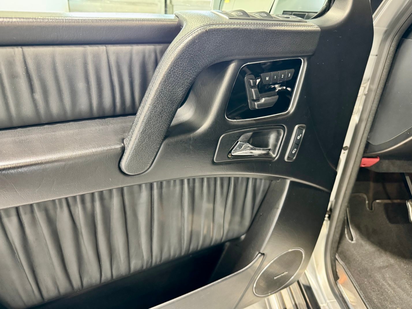 MERCEDES-BENZ G 500 lang Wagon-image-14