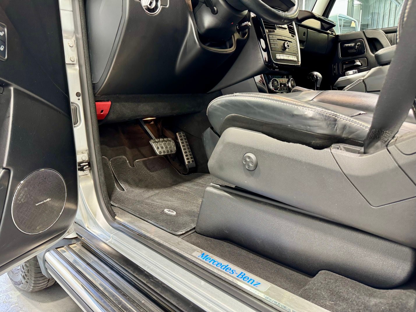 MERCEDES-BENZ G 500 lang Wagon-image-7