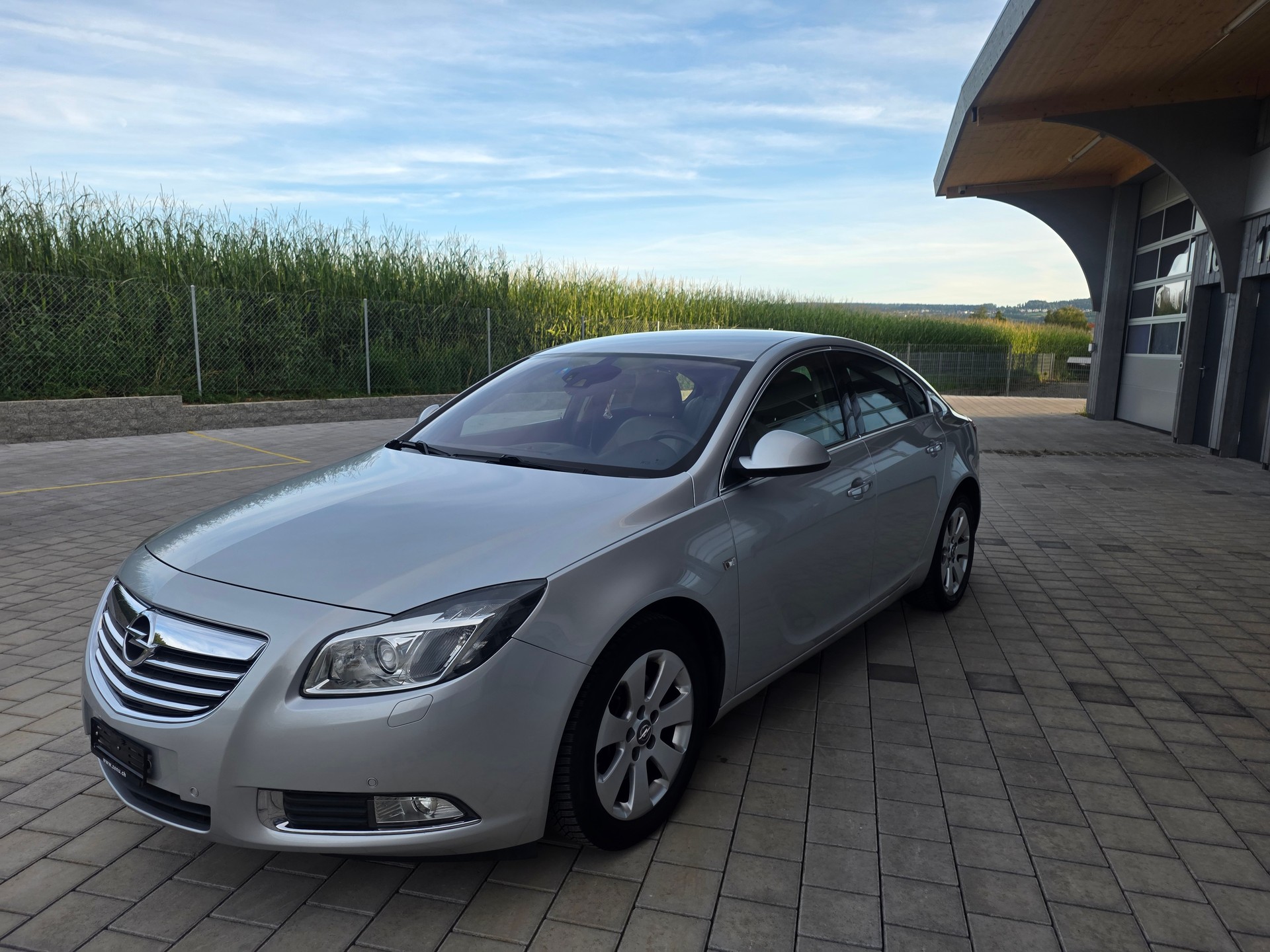OPEL Insignia 2.0 Turbo Sport Automatic-image-3