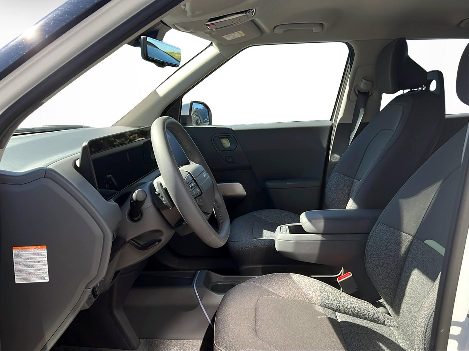 KIA EV2 42.2 kWh Air 4P-showroom-element-3