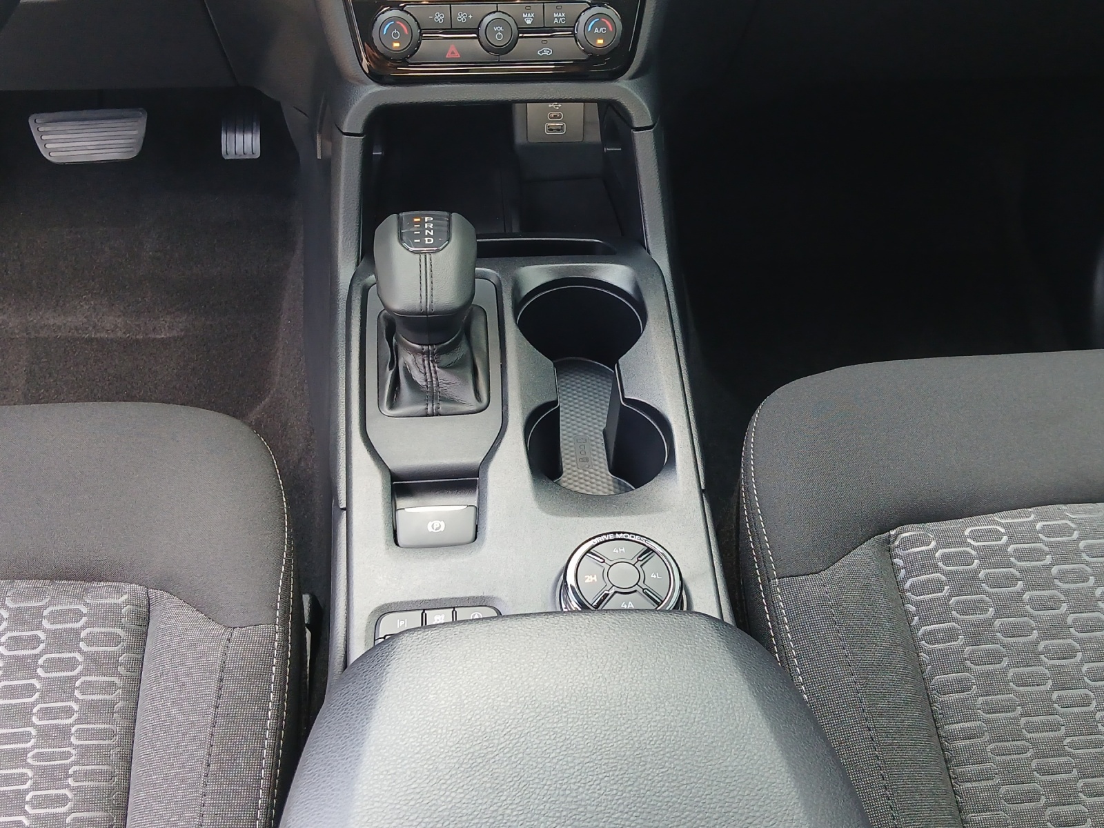 FORD Ranger Extra-Kab. Pick-up 3.0 EcoBlue 4x4 XLT-image-10