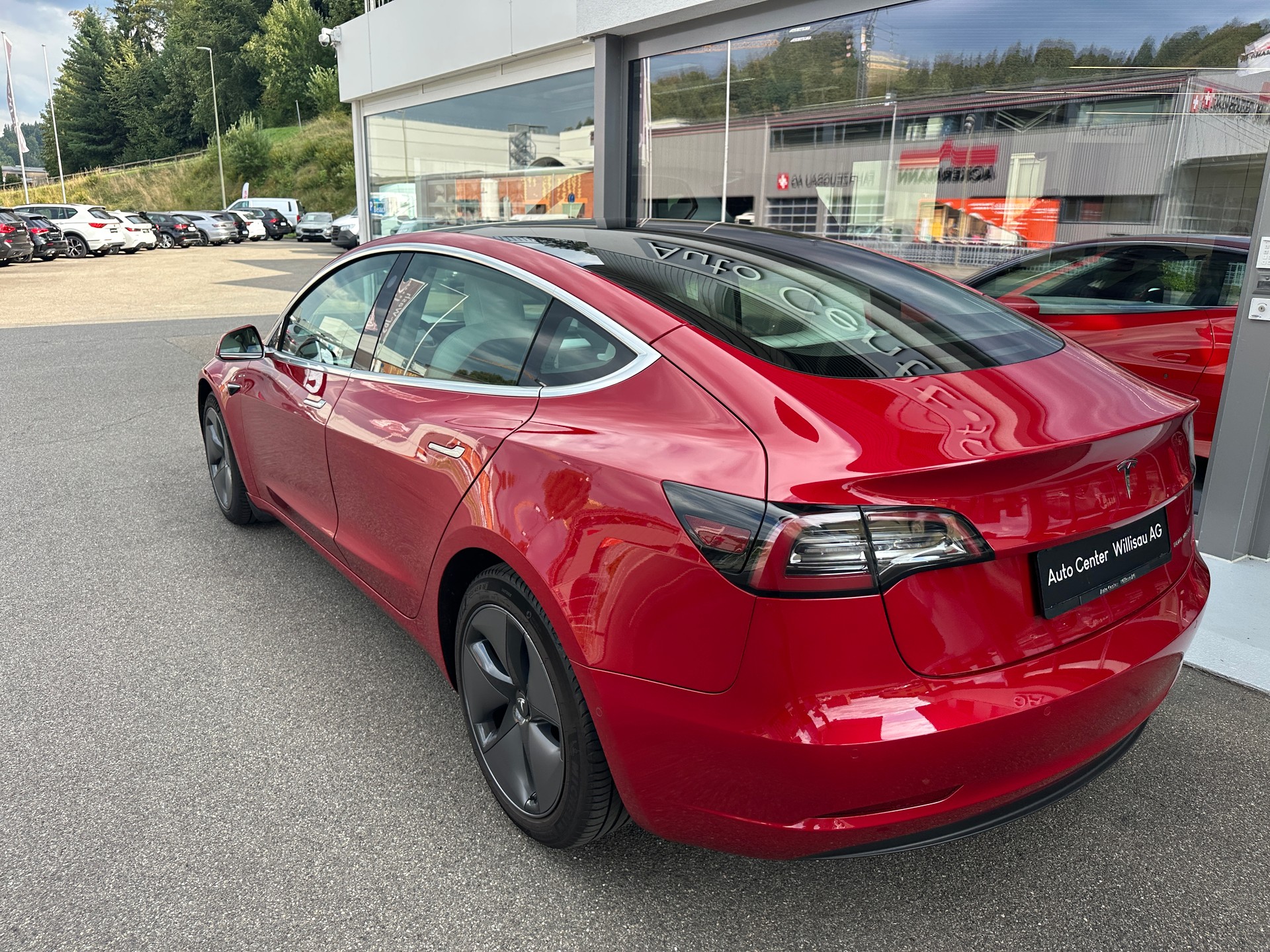 TESLA Model 3 Long Range Dual Motor AWD-image-9