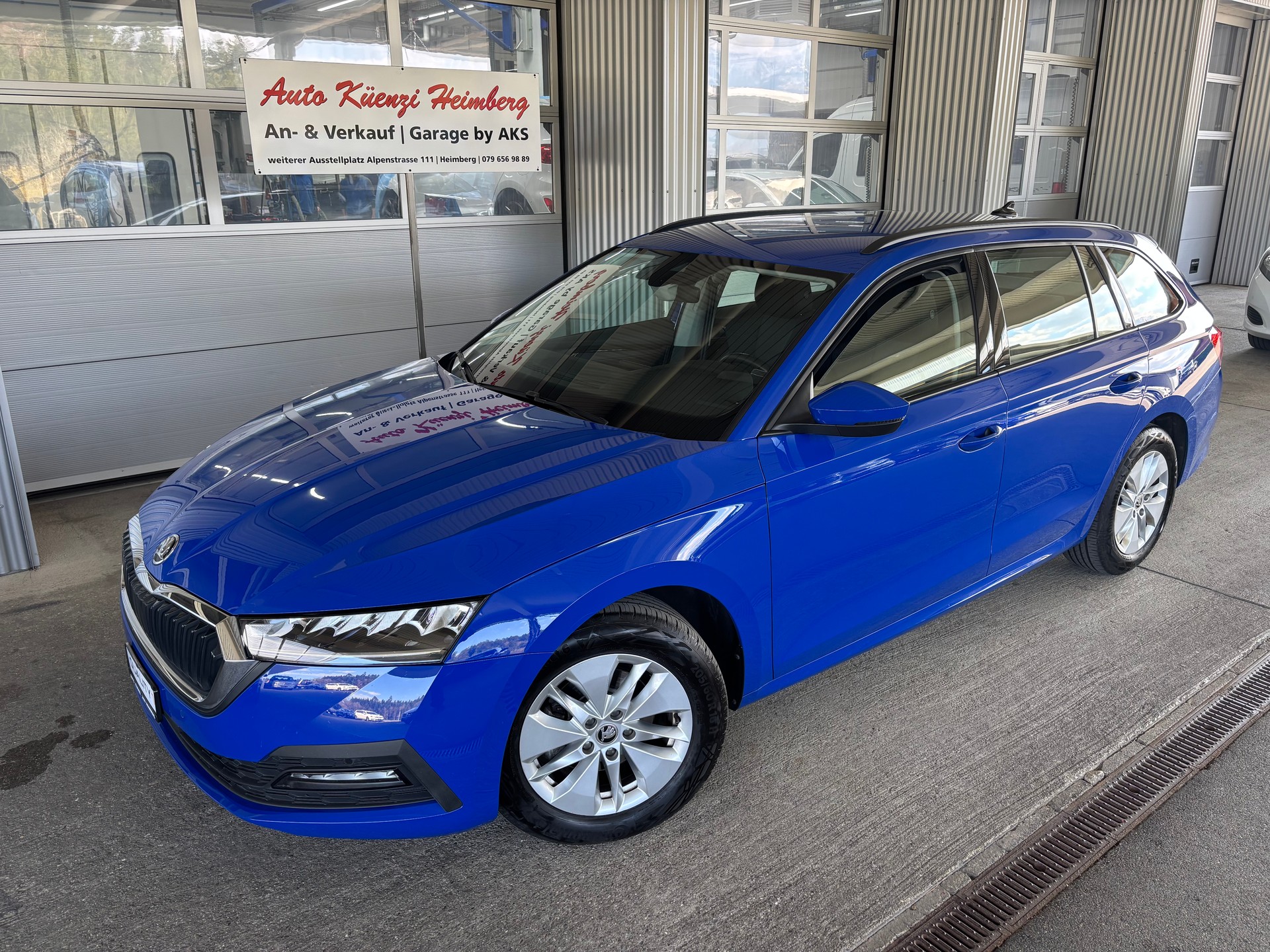 SKODA Octavia Combi 2.0 TDI DSG Ambition