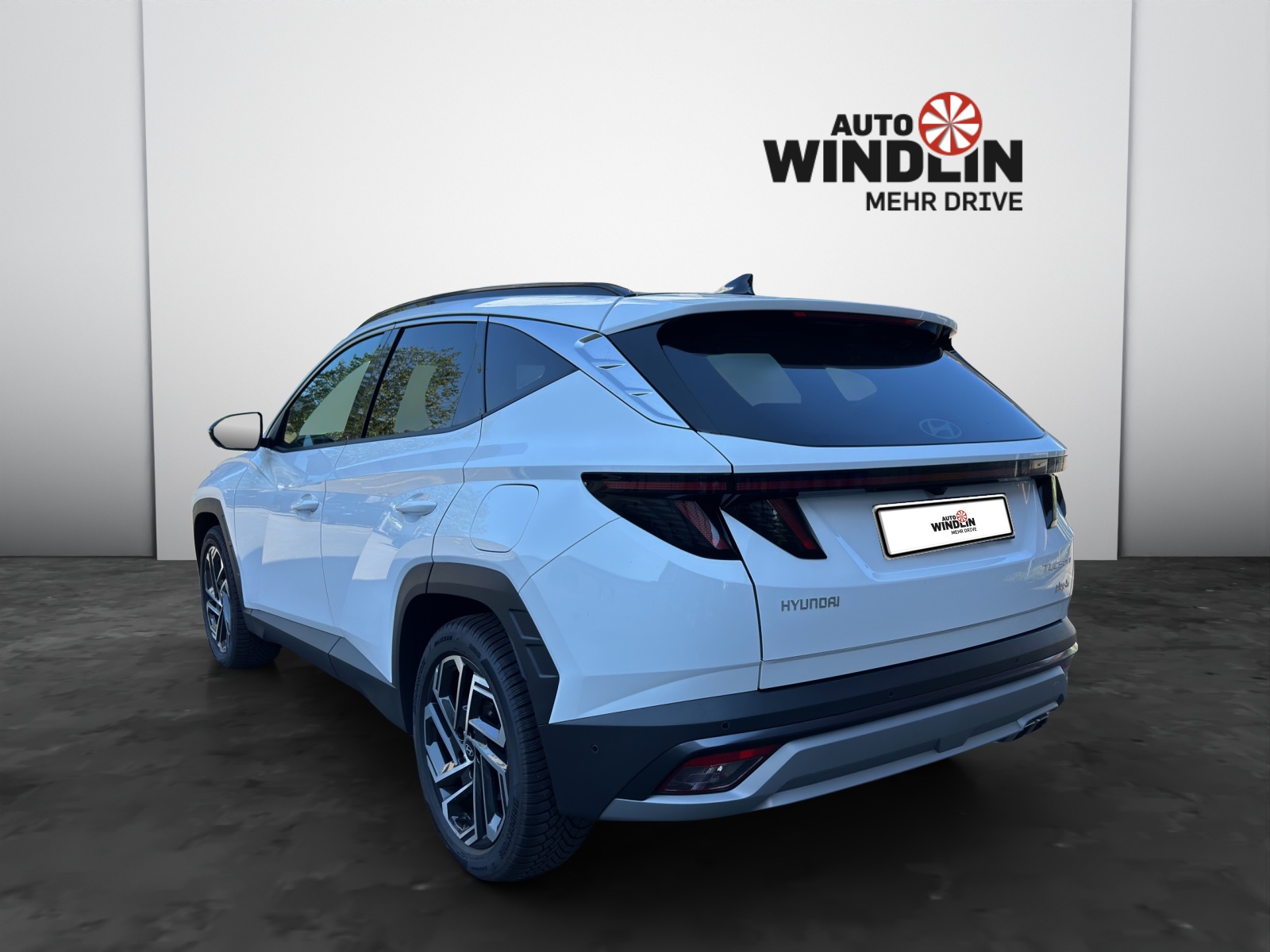 HYUNDAI Tucson 1.6 T-GDi PHEV Vertex Swiss Edition 4WD-showroom-element-3