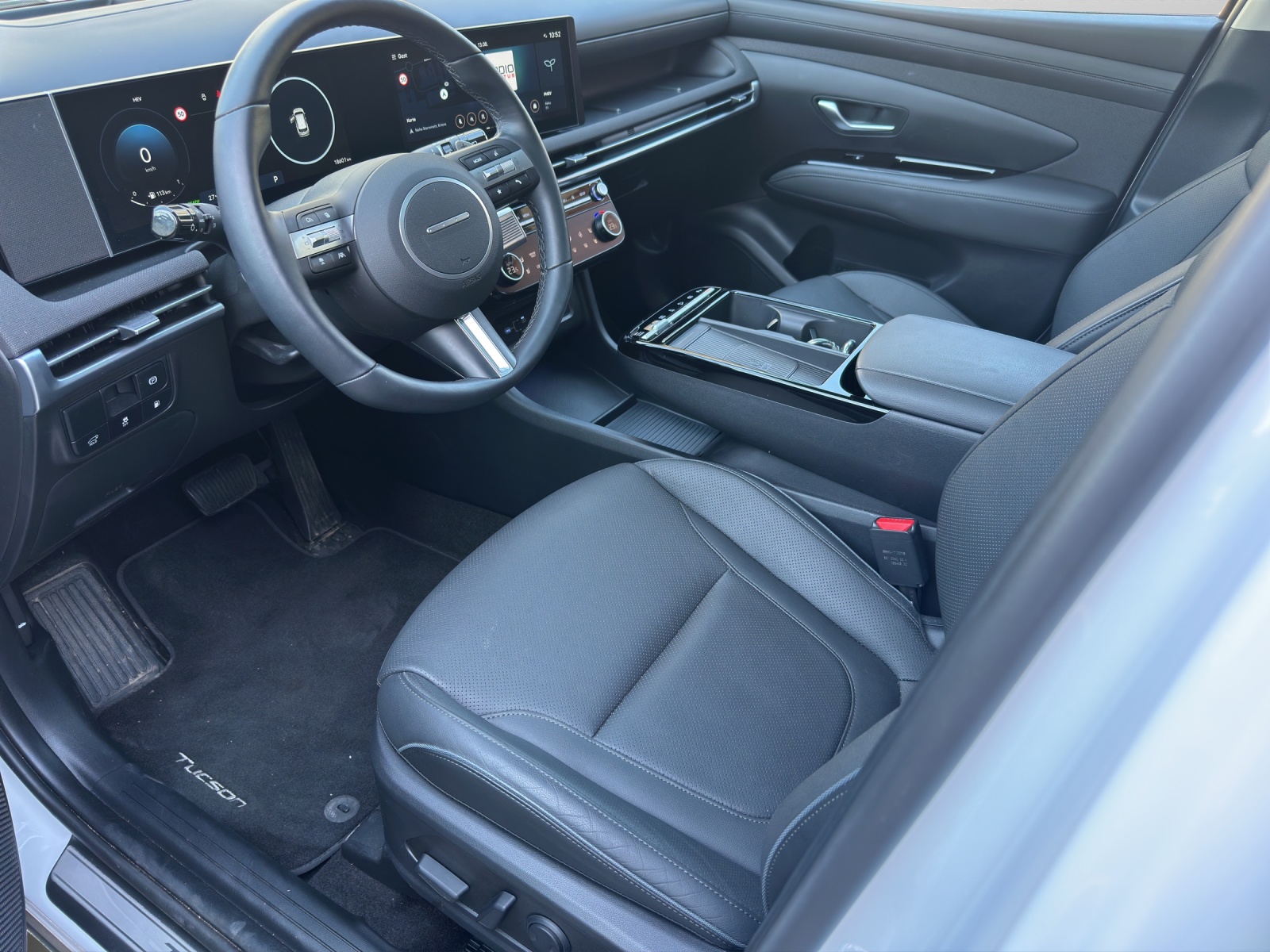 HYUNDAI Tucson 1.6 T-GDi PHEV Vertex Swiss Edition 4WD-image-4